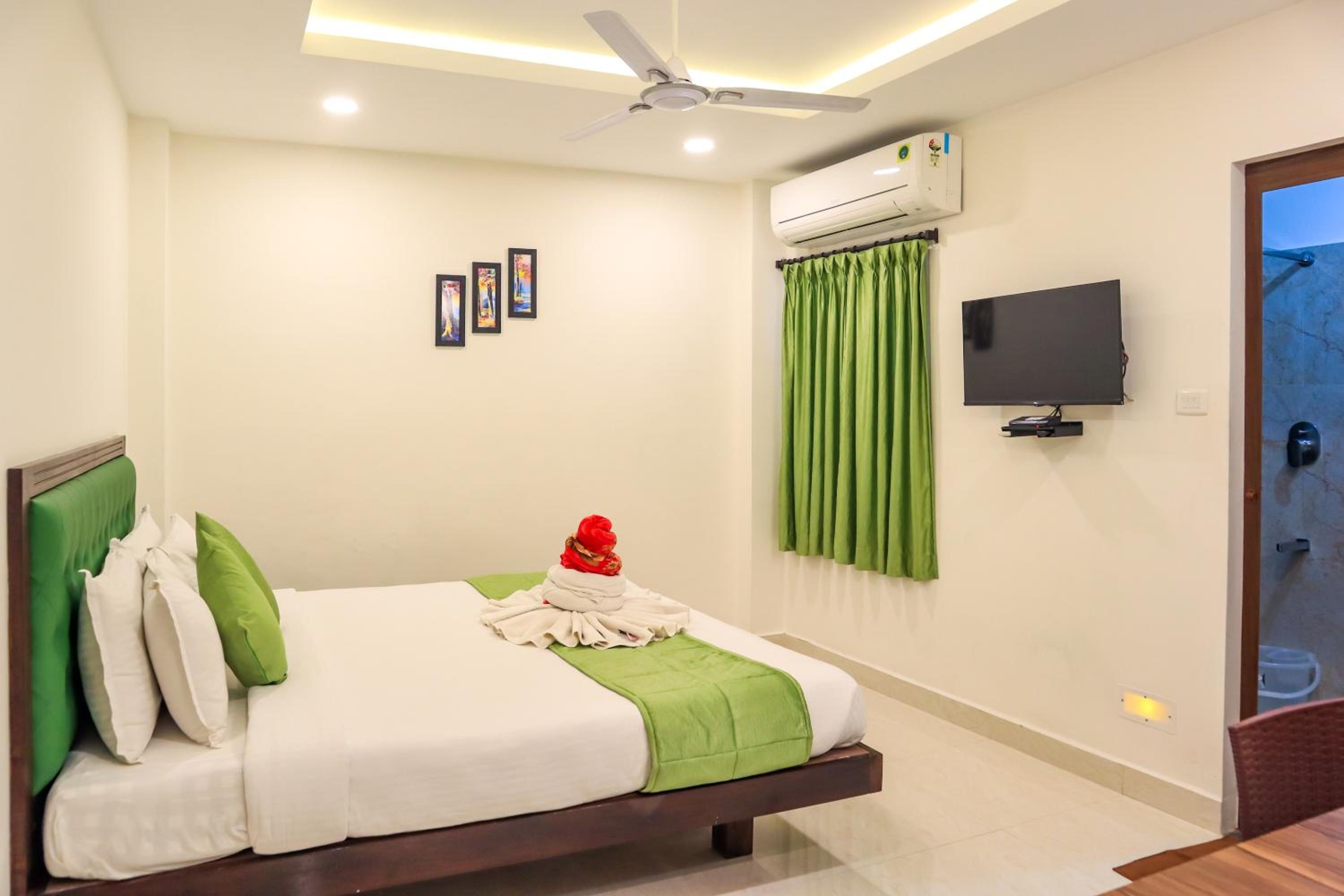 Deluxe Double Room - Photo 6