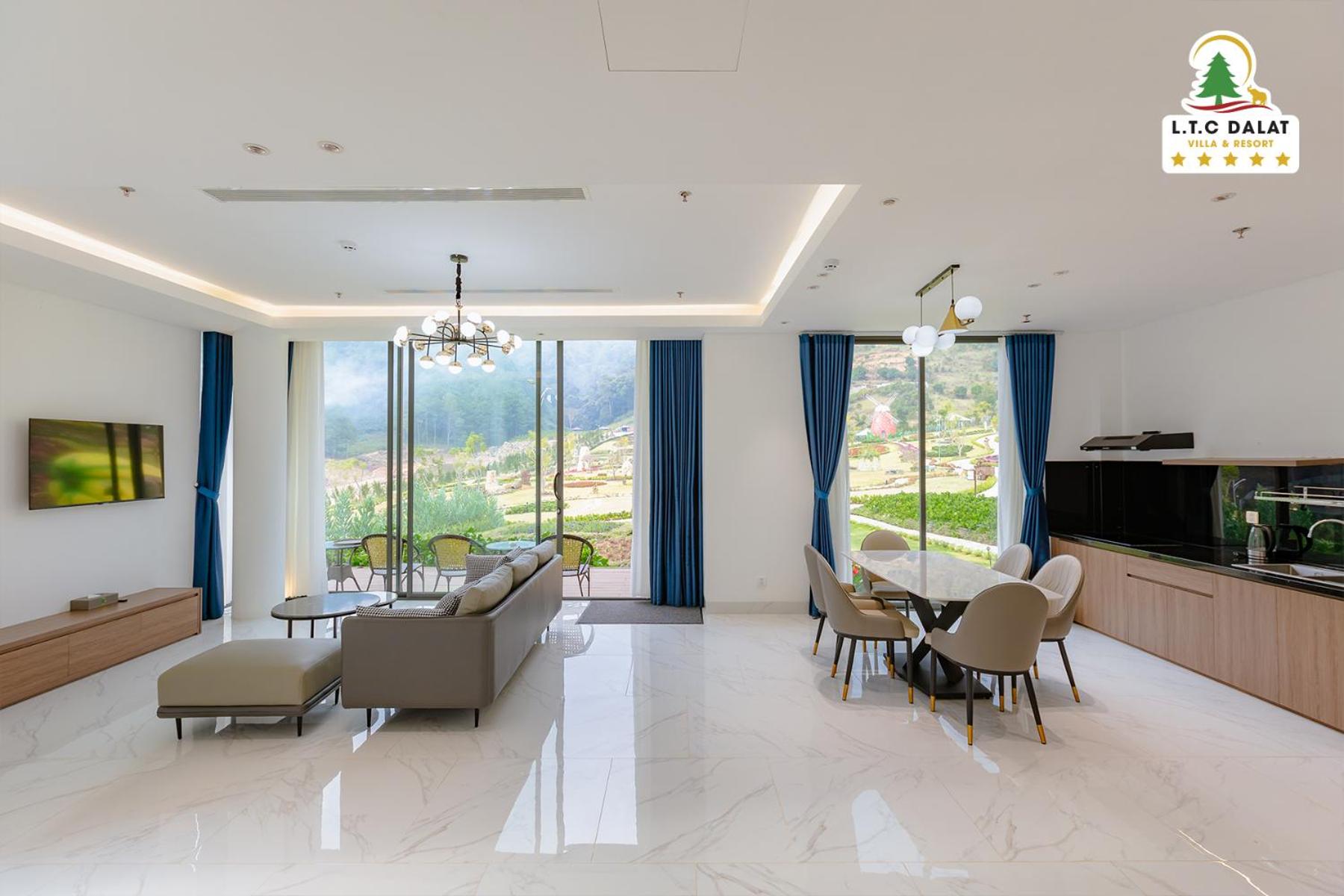 Superior Villa photo 3