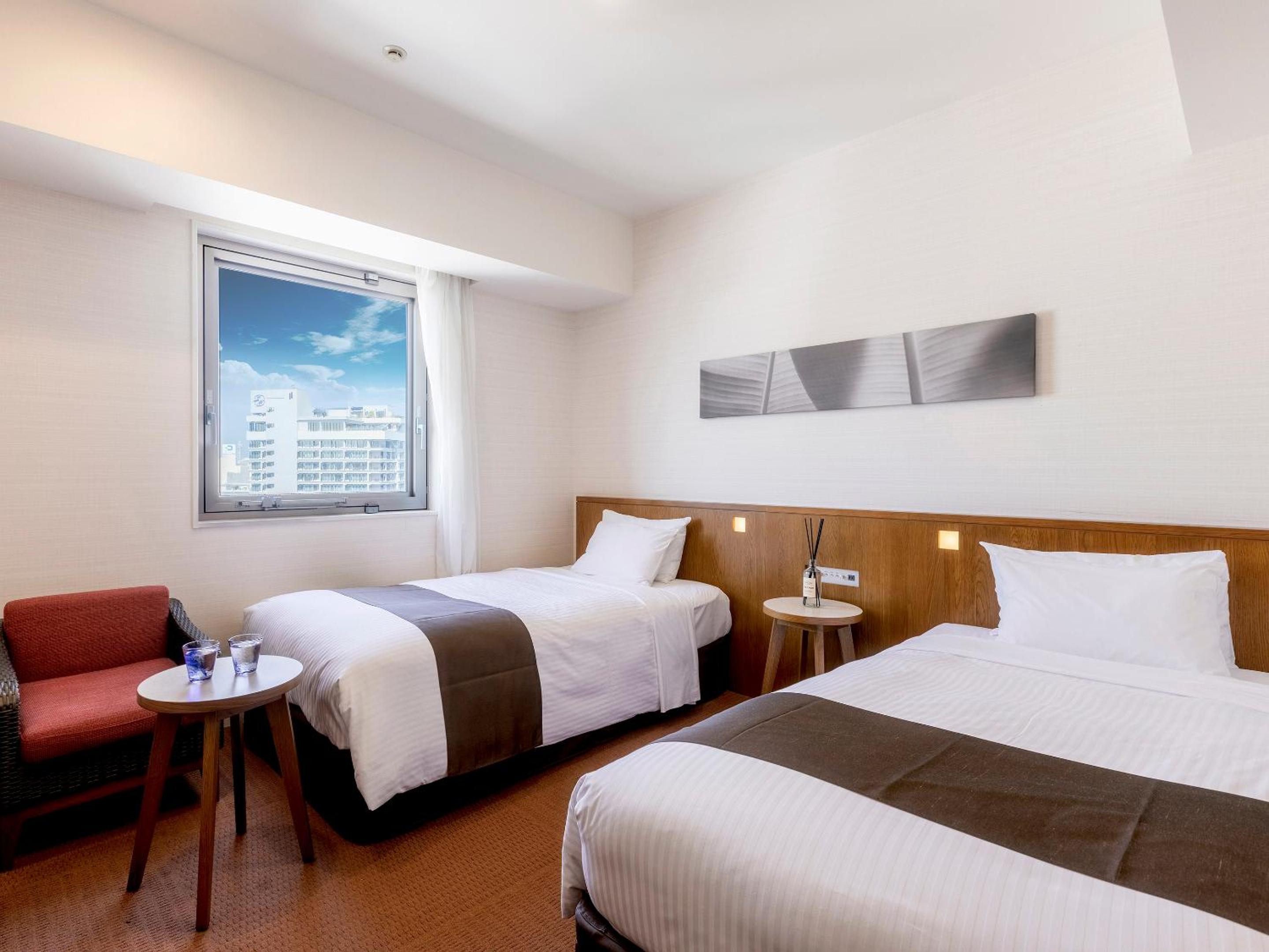 Comfort Floor Twin Nonsmoking