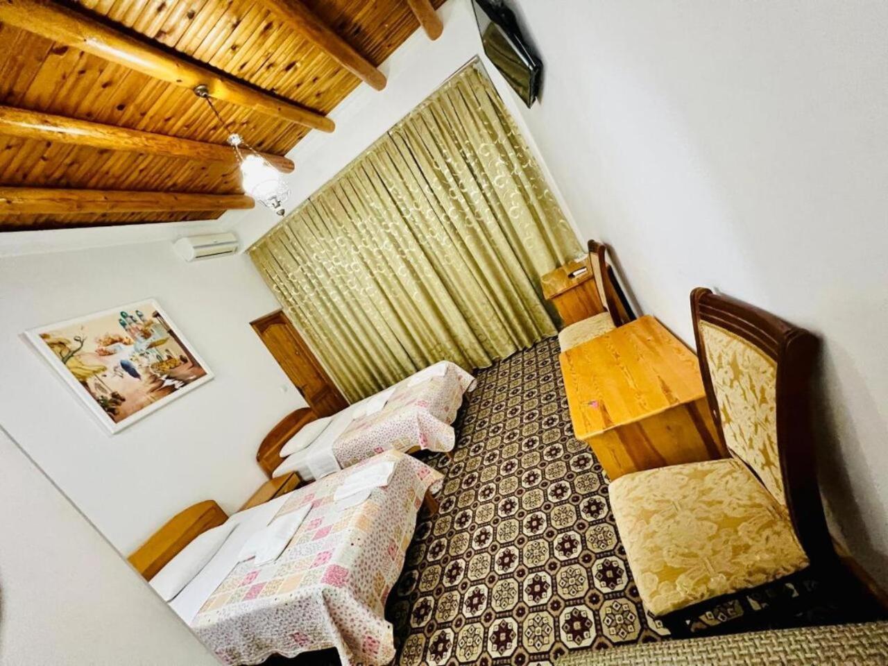 Twin Room photo 2