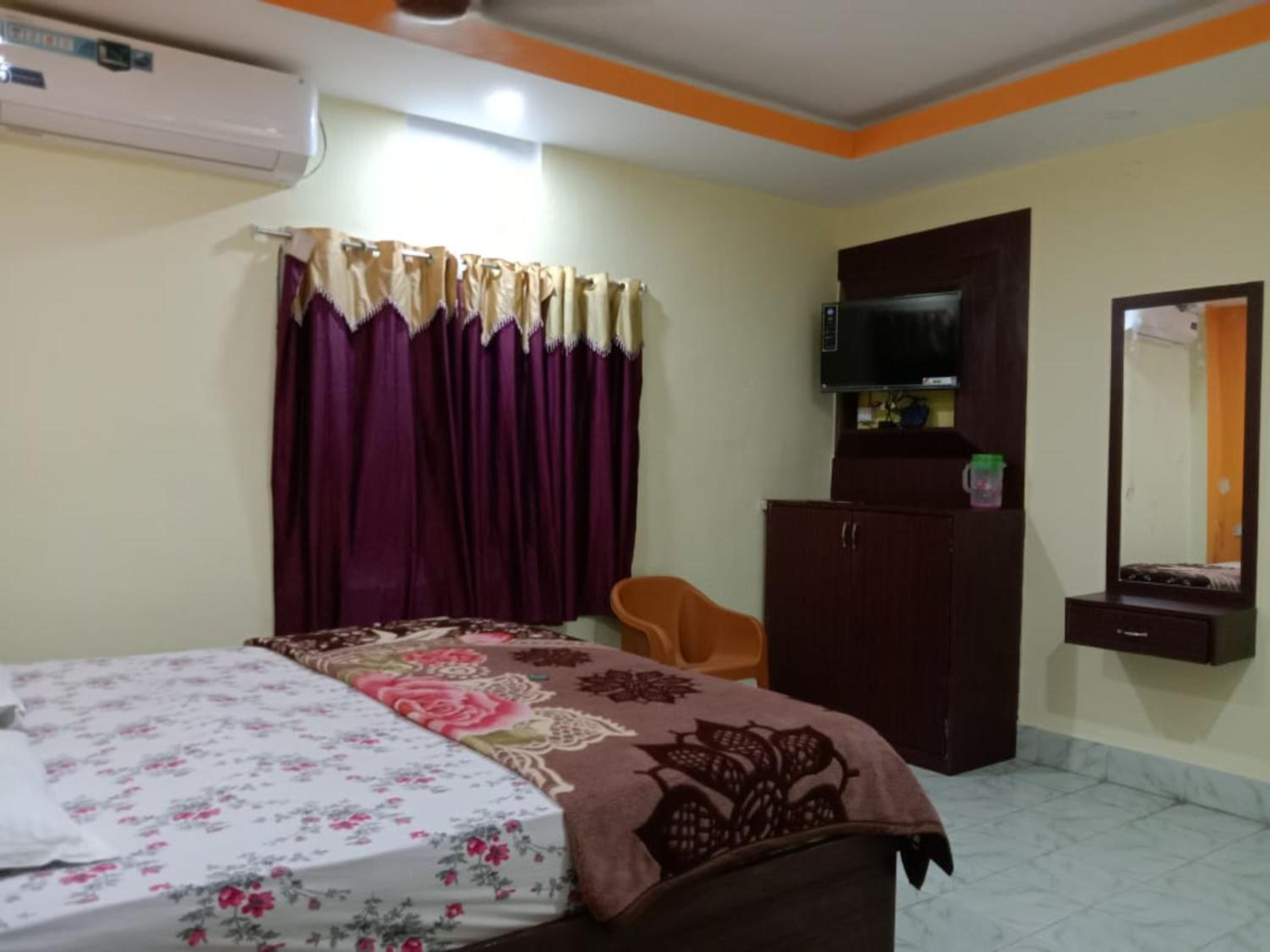 Deluxe Room - Photo 8