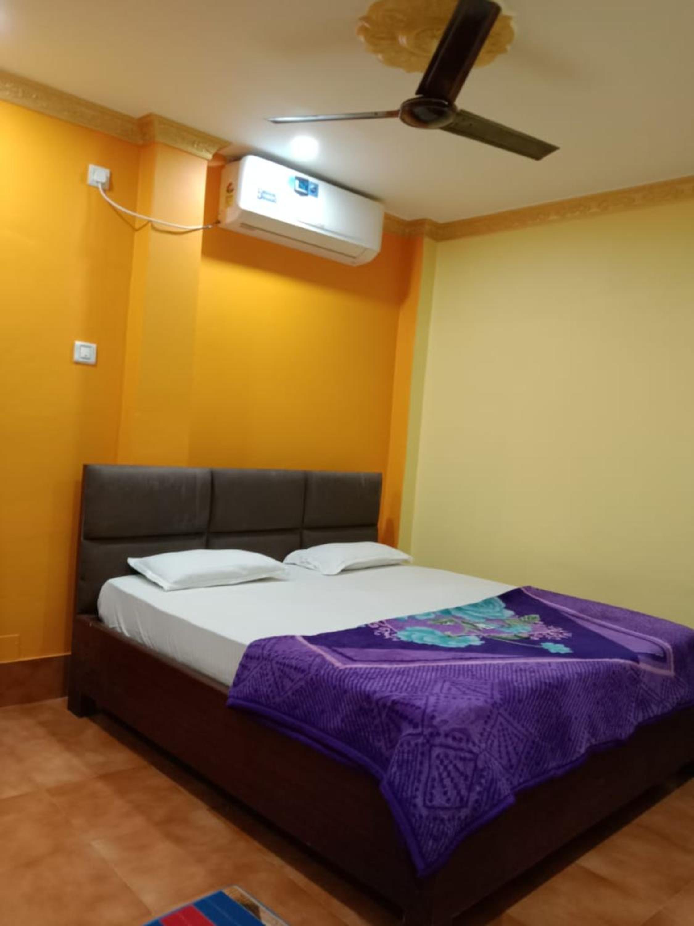 Deluxe Room - Photo 12