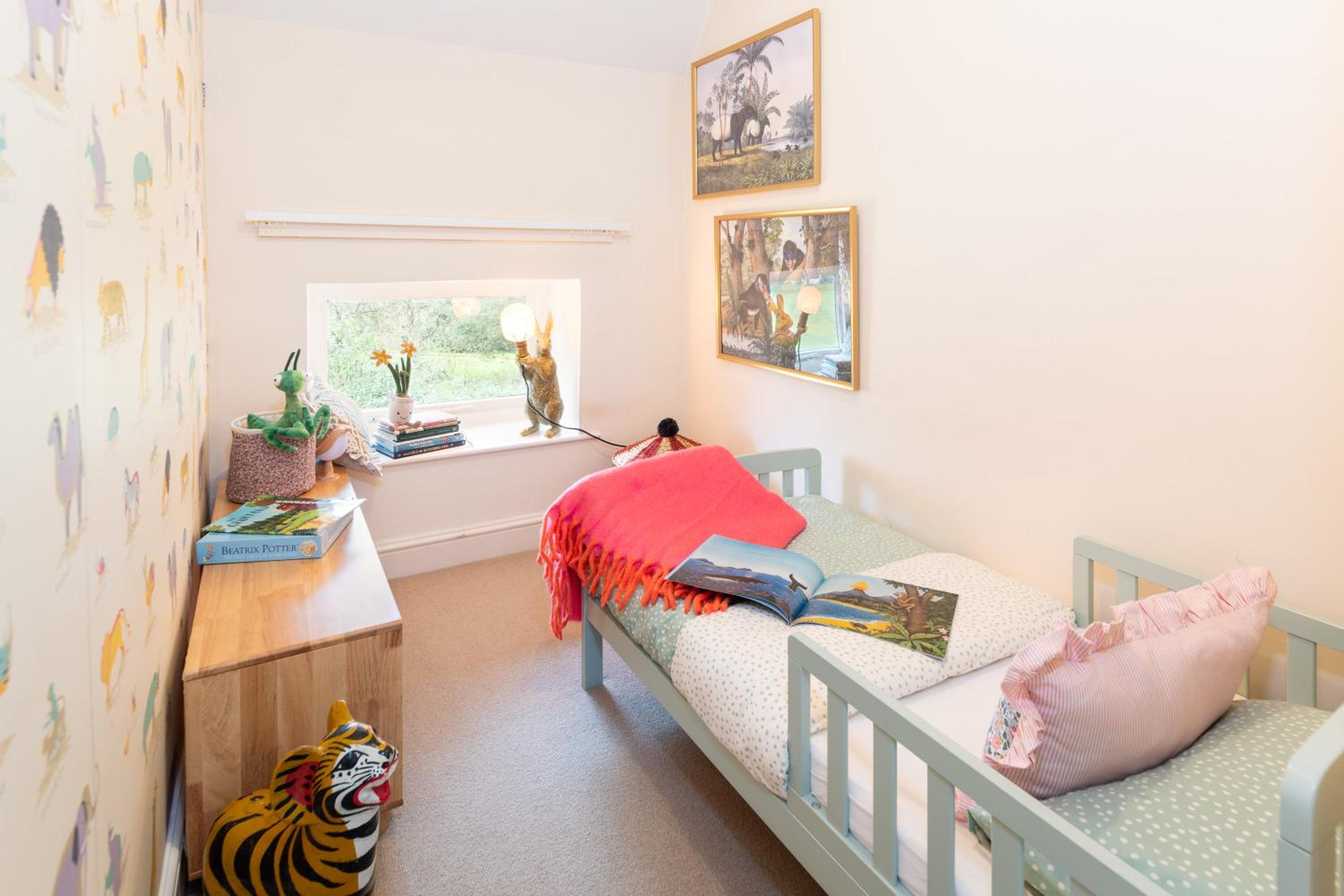 Three-Bedroom House photo 1