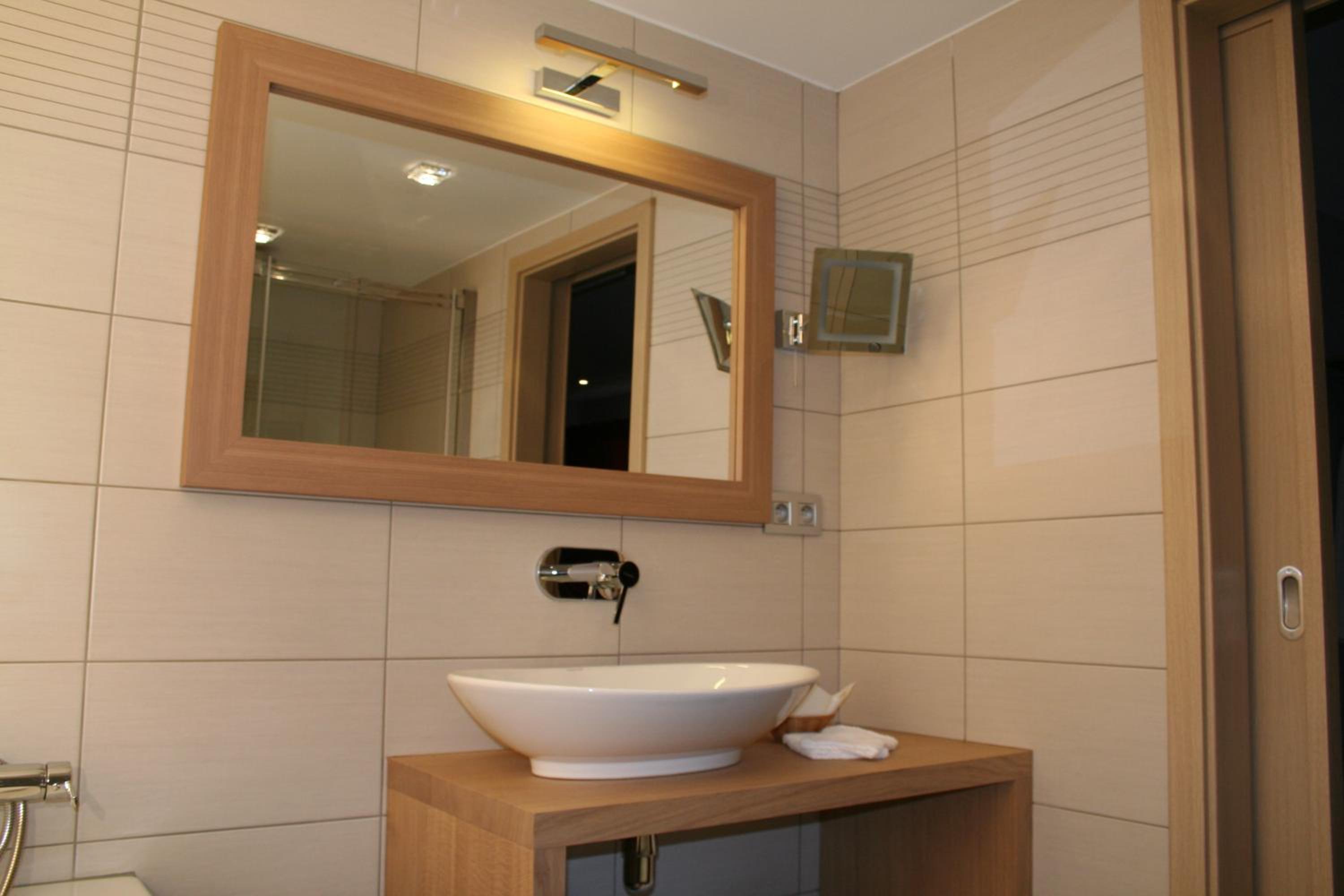 Suite with Terrace - Photo 8