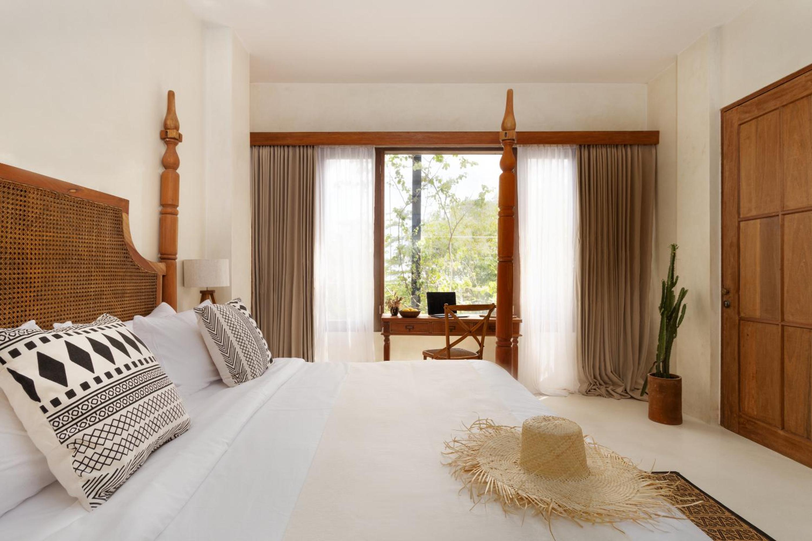Standard Suite - Photo 1