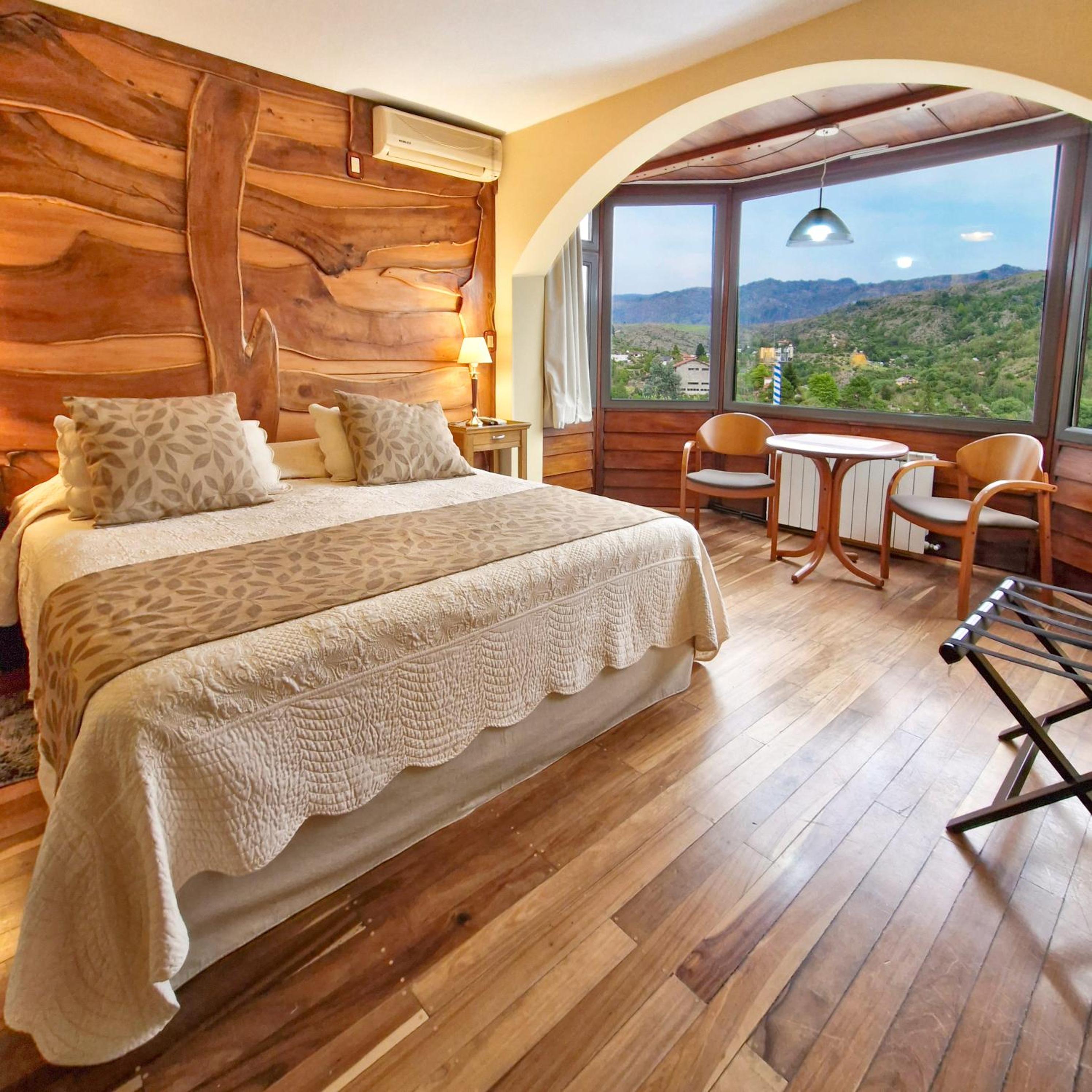 Economy Double Room photo 1