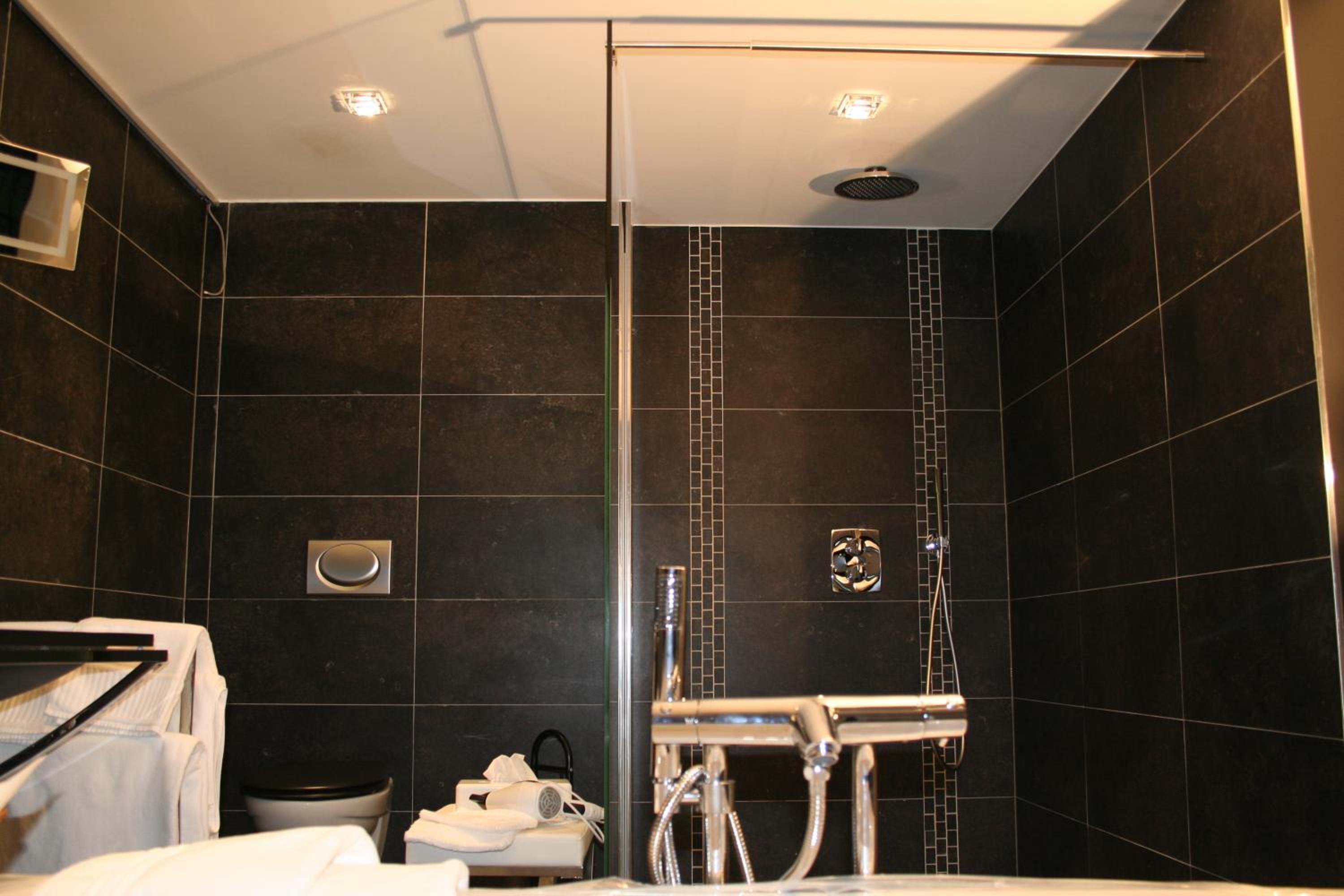 Suite with Terrace - Photo 3