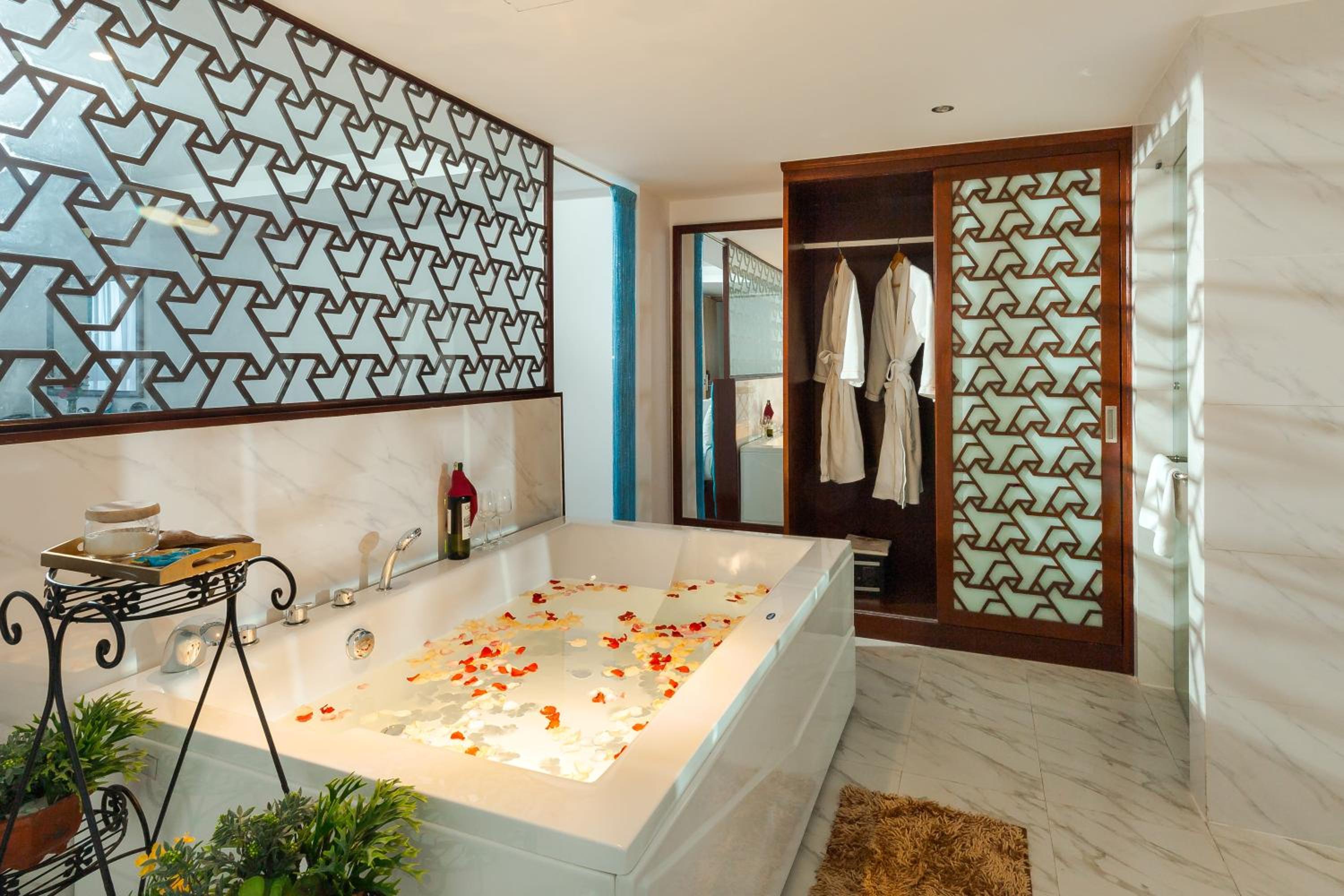 Premier Suite photo 3