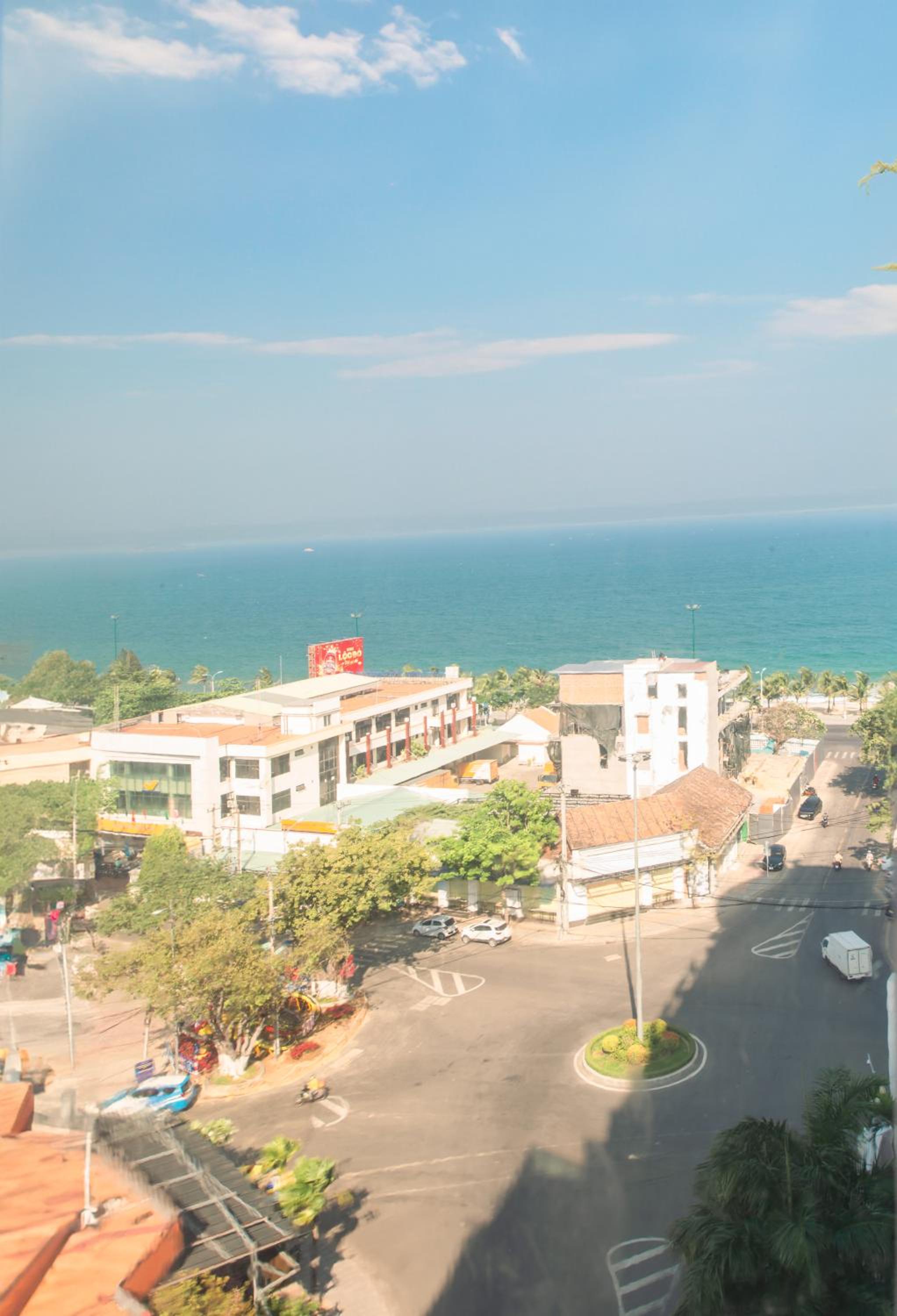 Senior Deluxe Partial Sea View photo 3