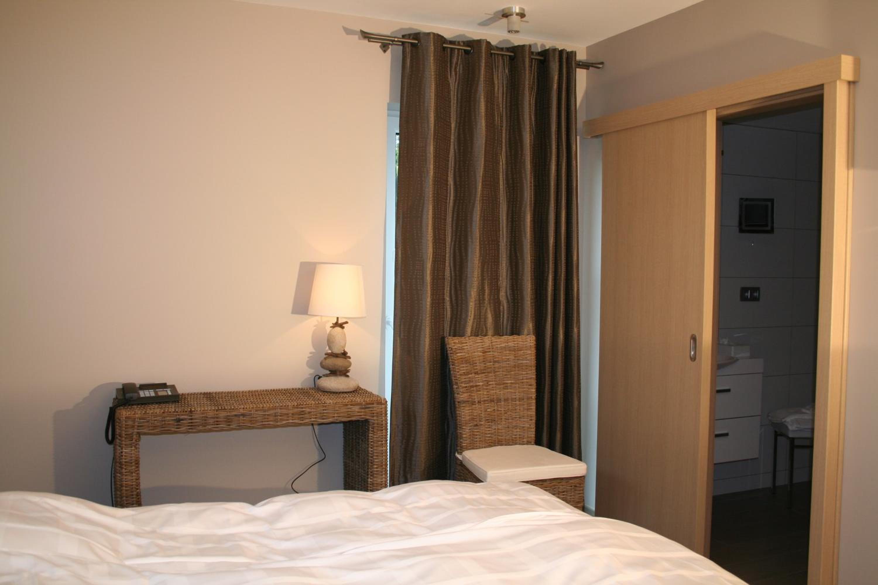 Double Room - Photo 3