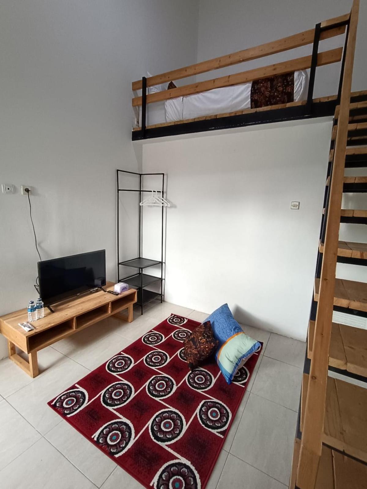Deluxe Room (2 Adults + 1 Child) photo 1