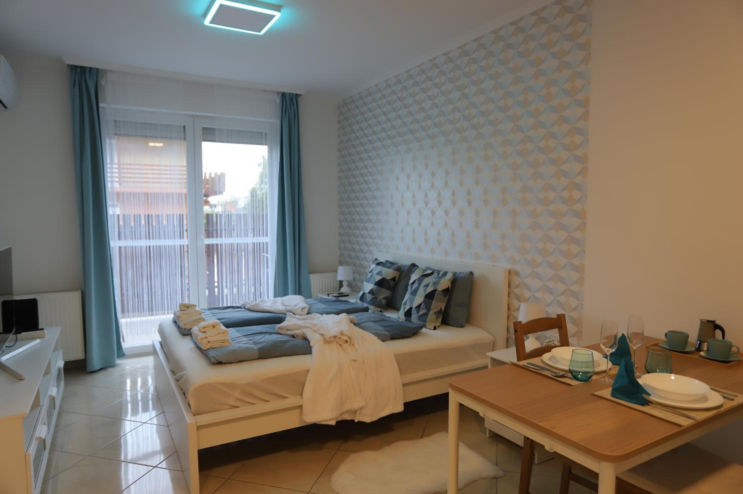 Apartment with Terrace photo 1