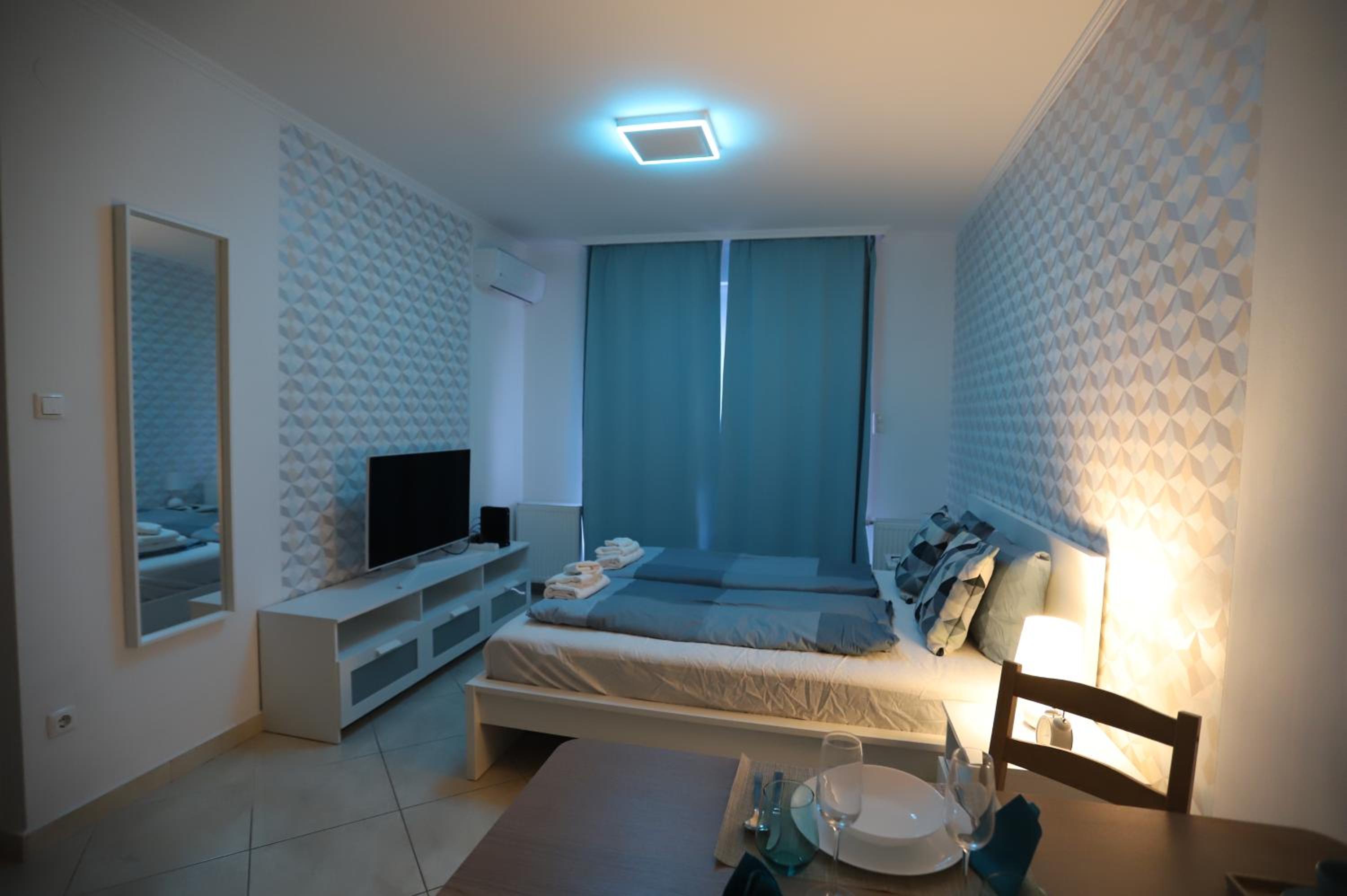 Apartment with Terrace photo 3