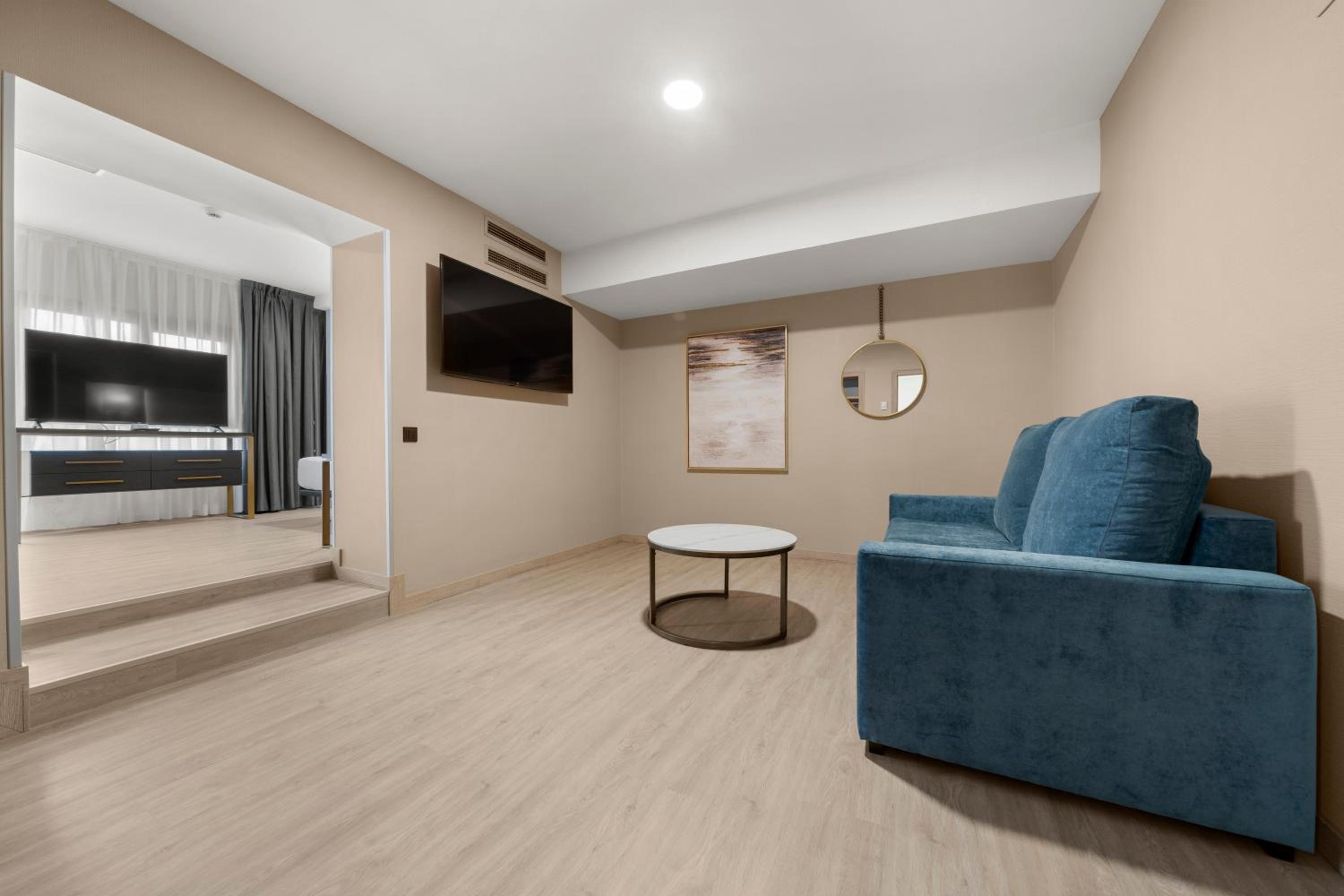 Double Room with Living Room  - Photo 2