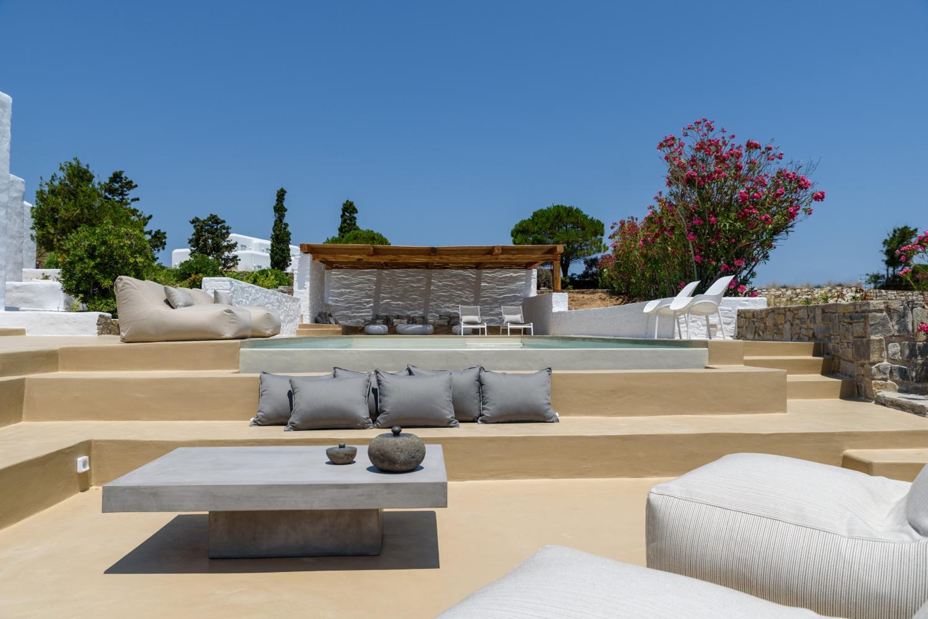 Villa photo 3