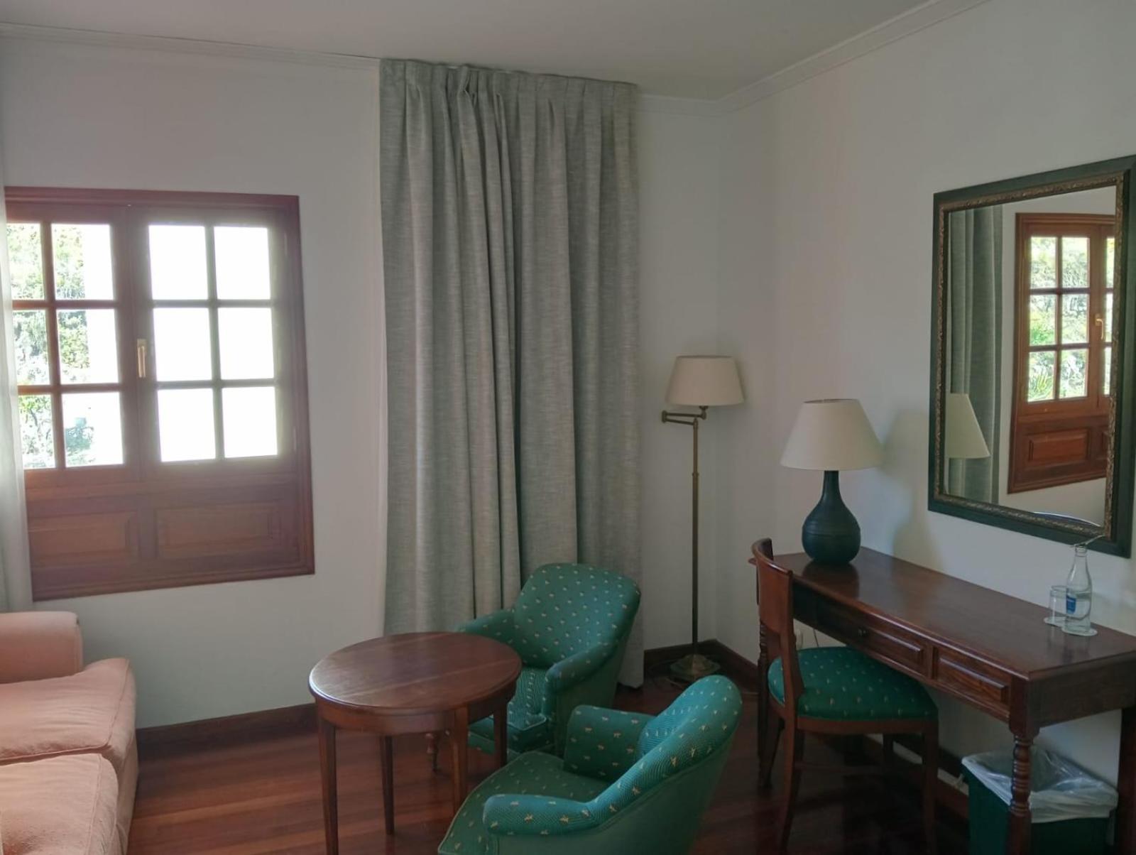 Standard Double Room - Photo 3