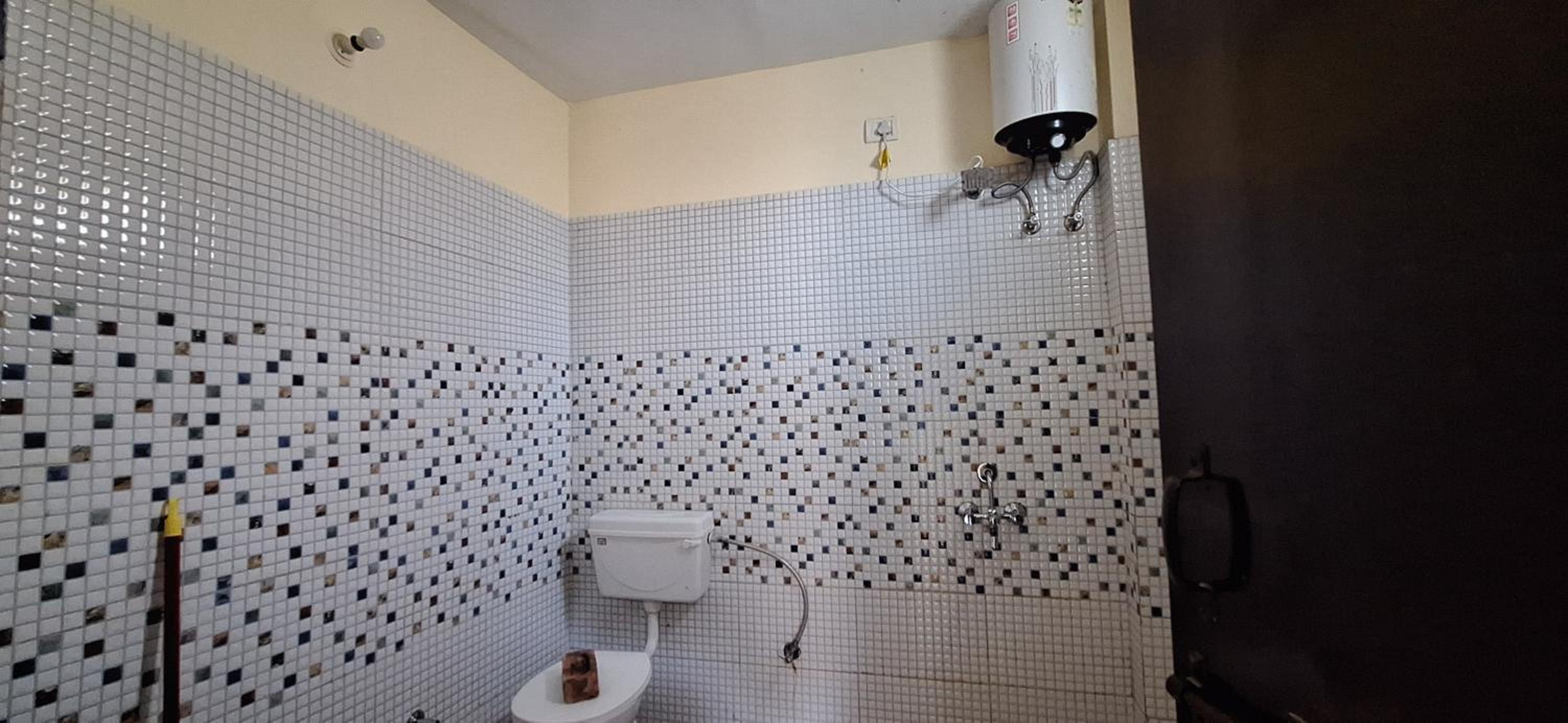 Double Room With Private Bathroom photo 2