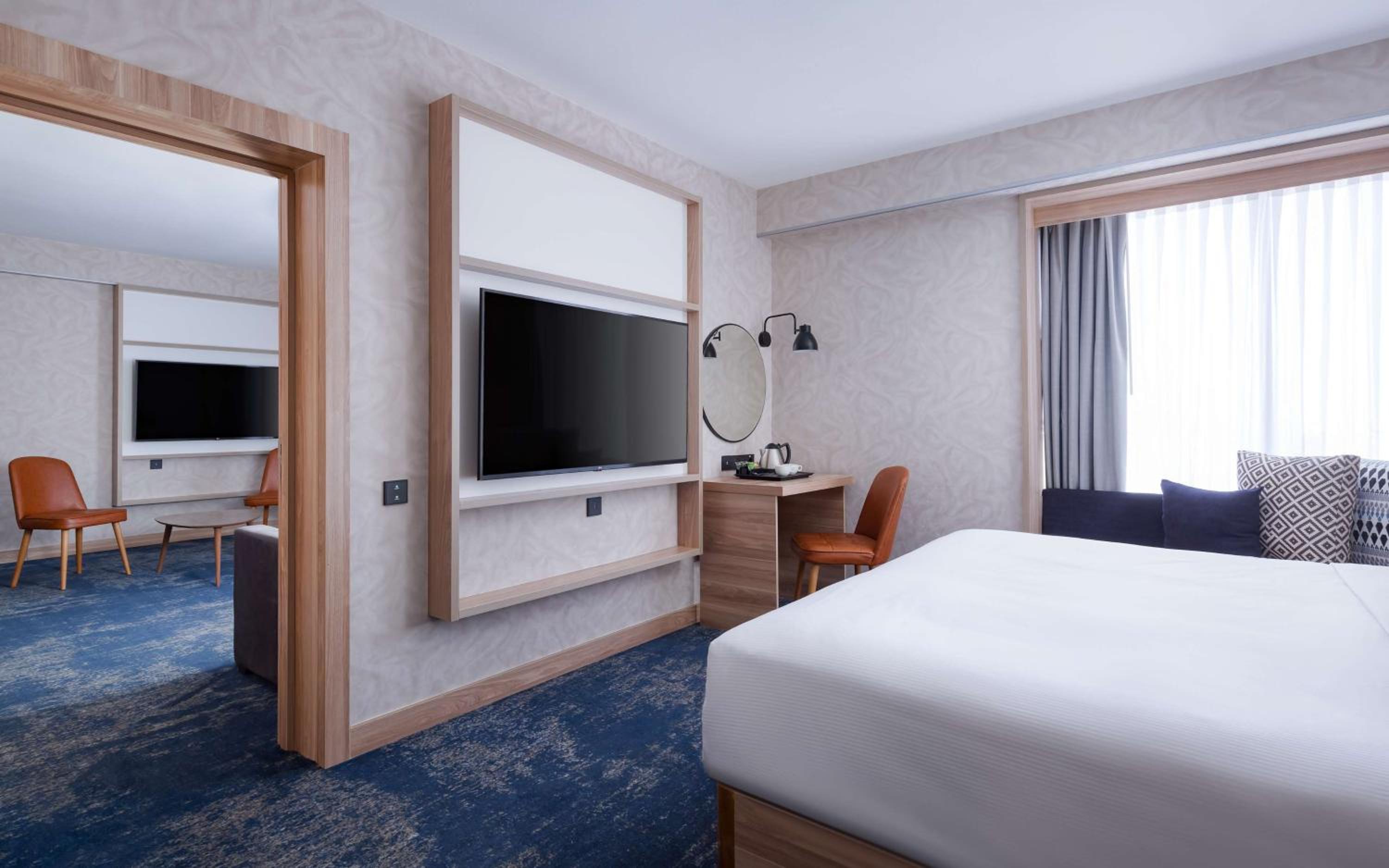One-Bedroom King Suite - Photo 1