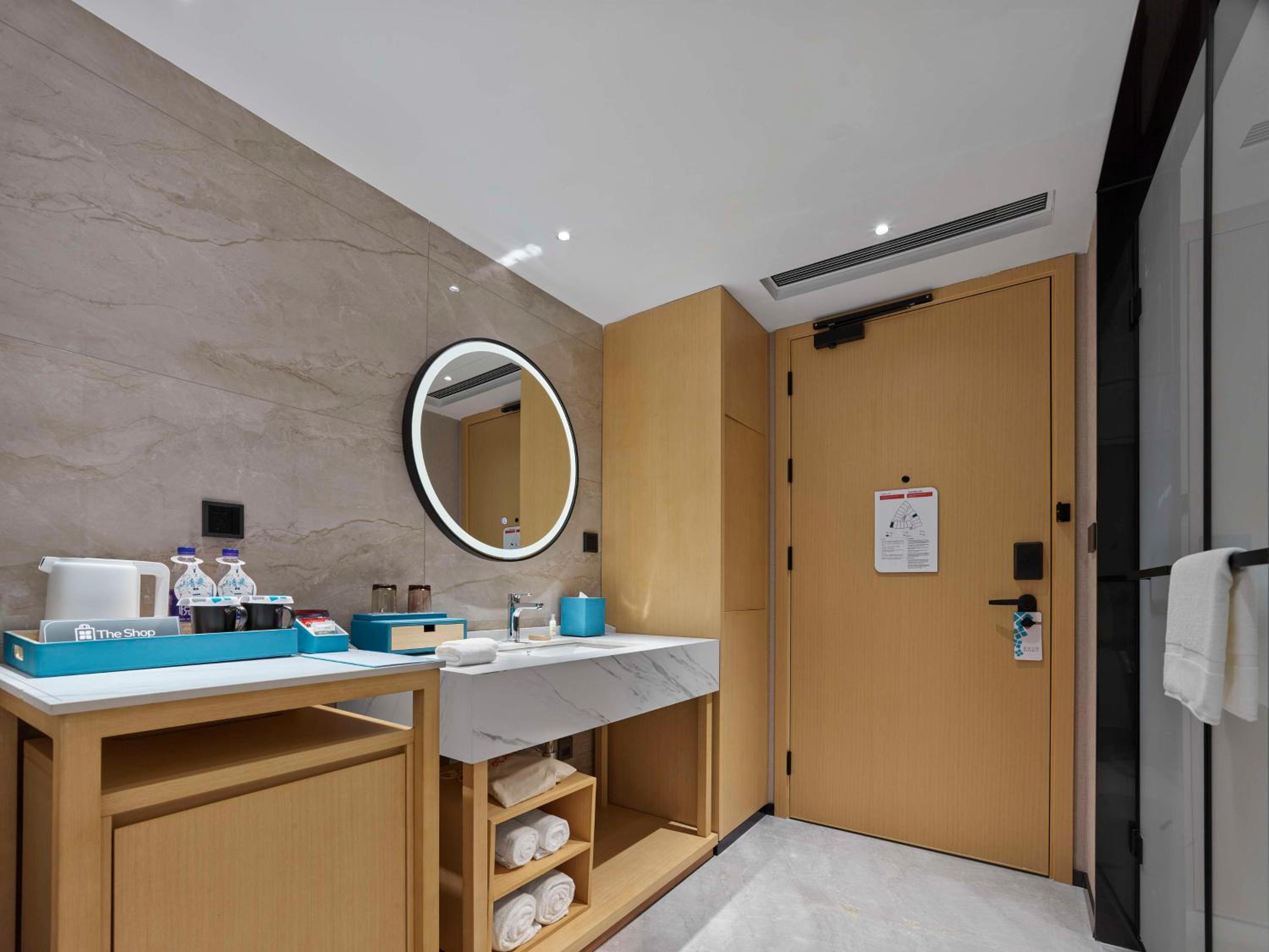 Twin Room - High Floor photo 3