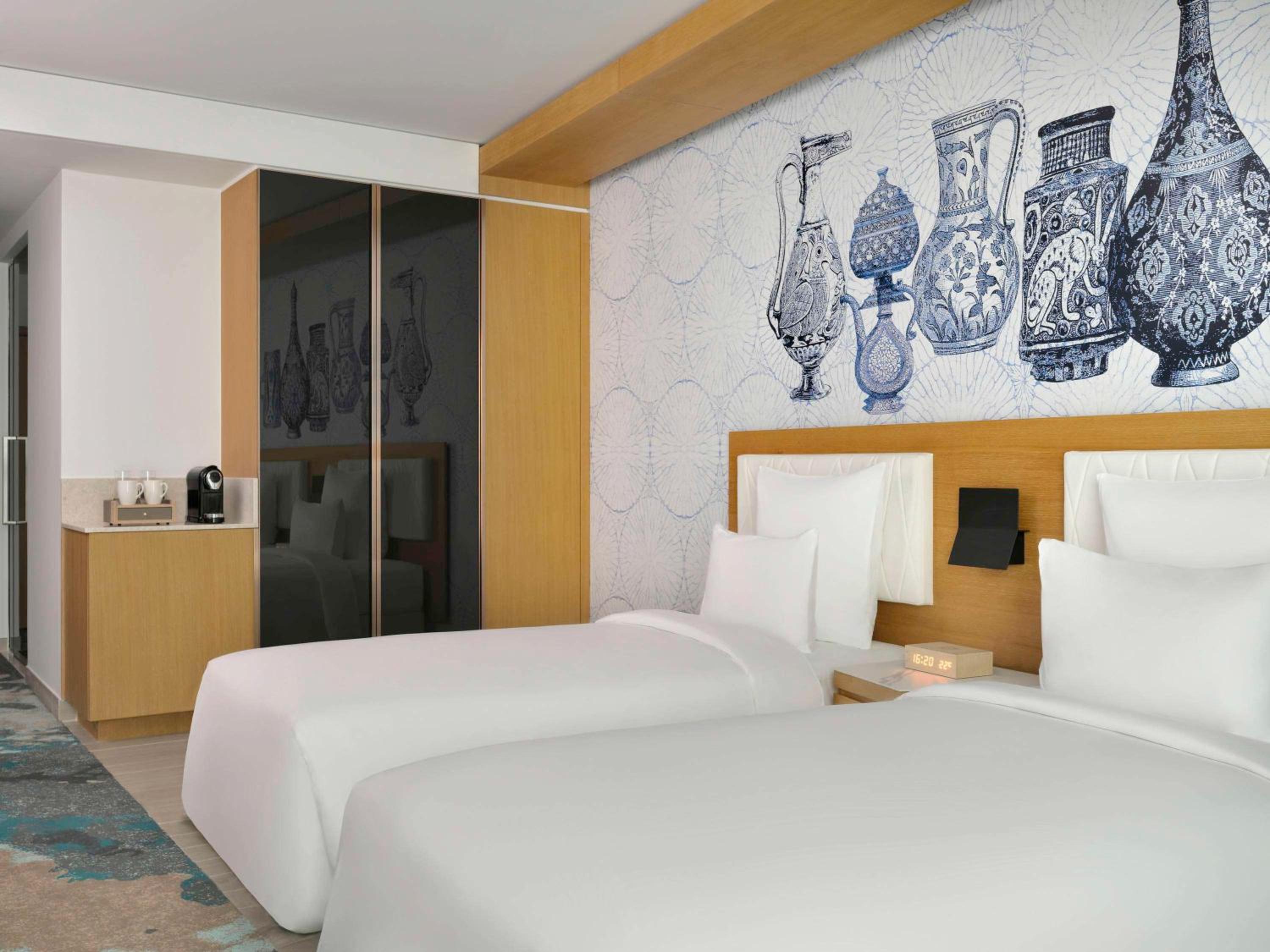 Deluxe Twin Room - Photo 1