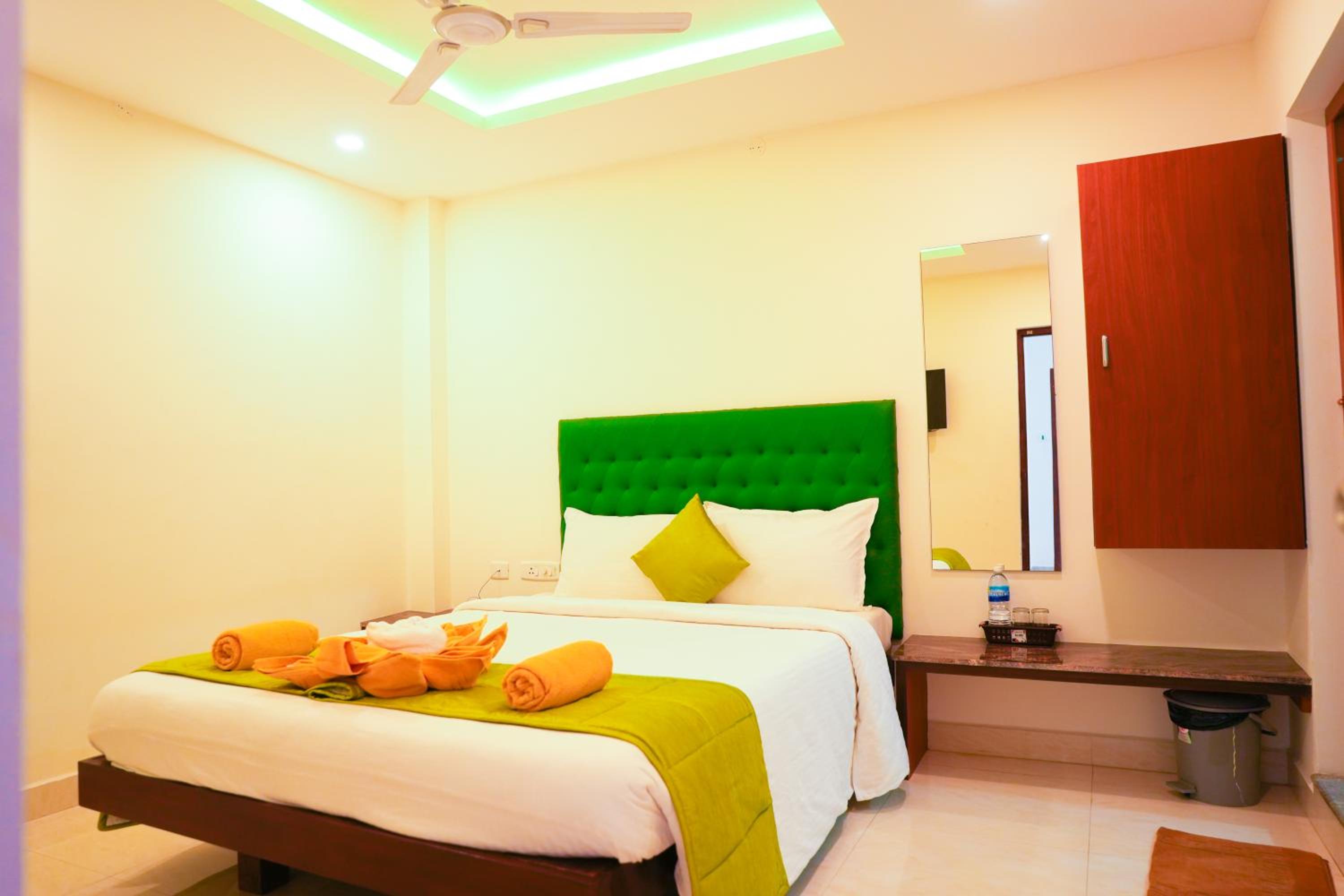 Deluxe Double Room - Photo 5