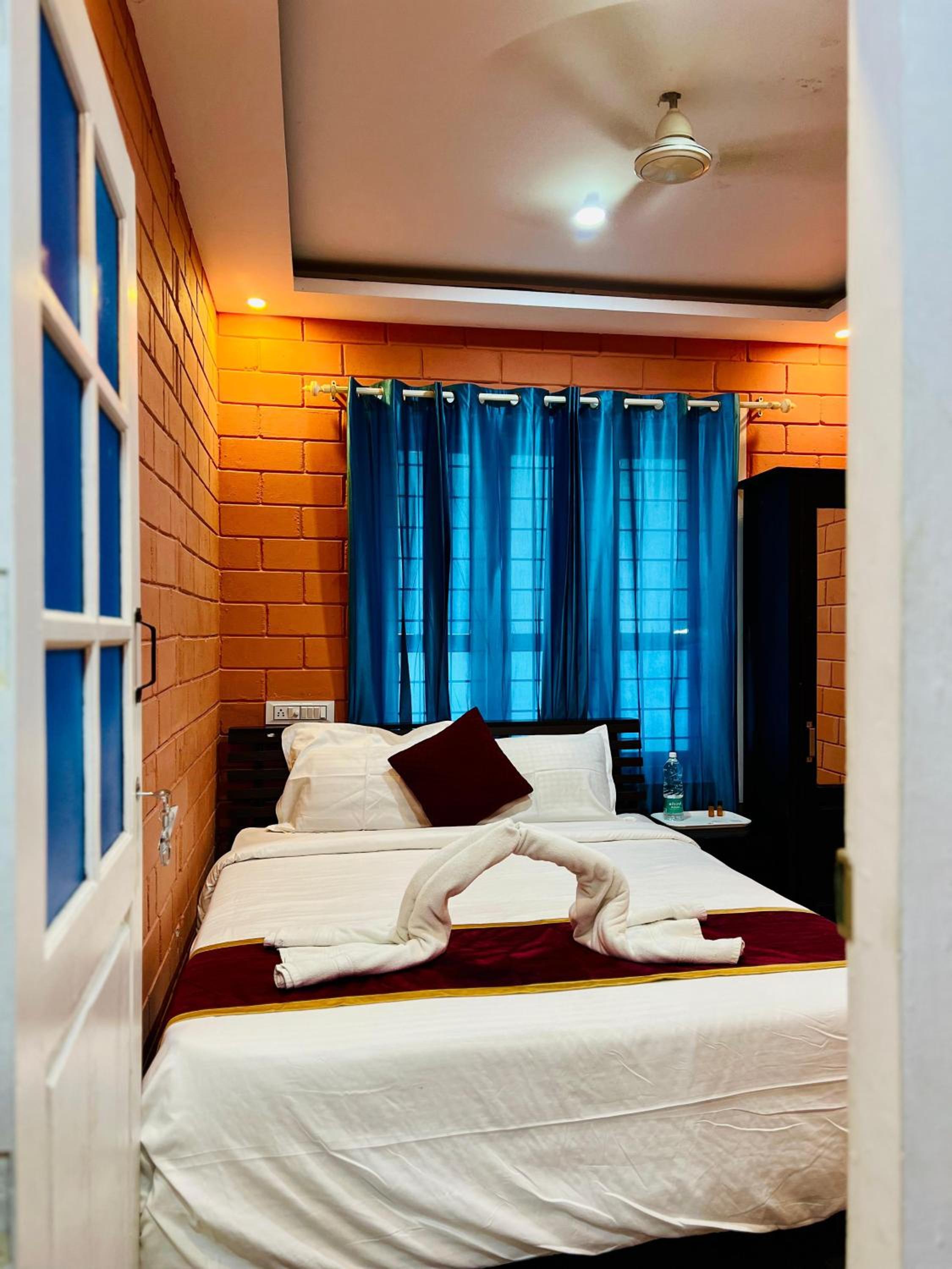 Three-Bedroom Villa photo 2