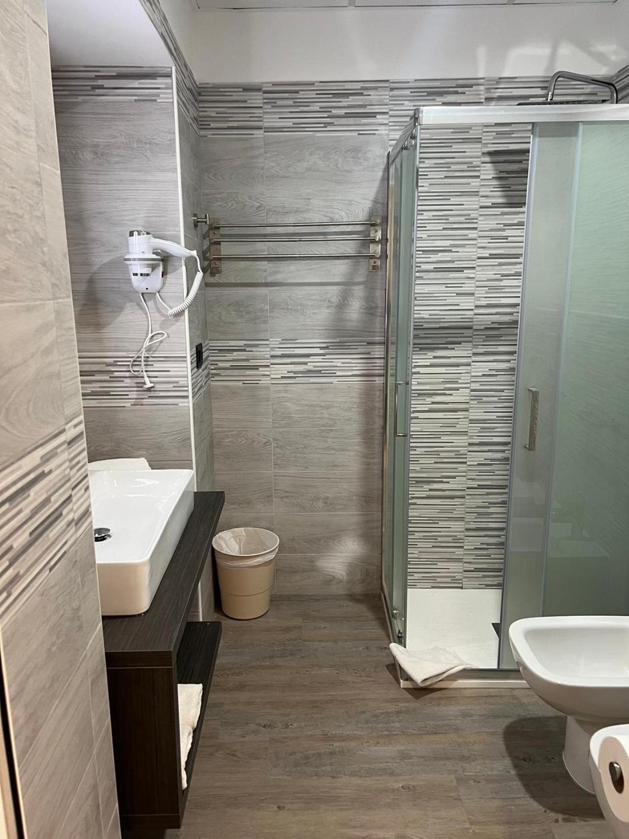 Triple Room - Photo 2