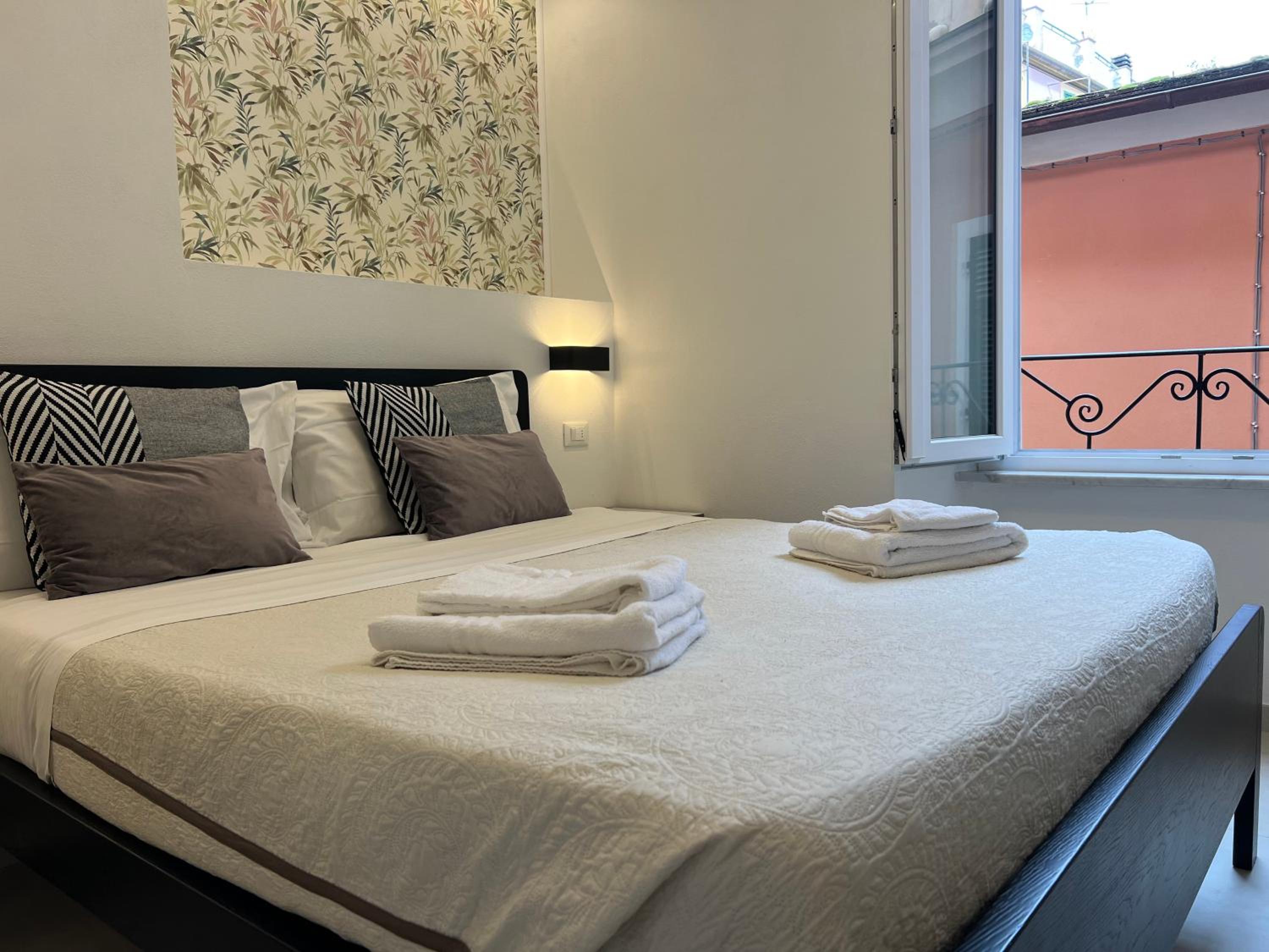 Double Room - Photo 28