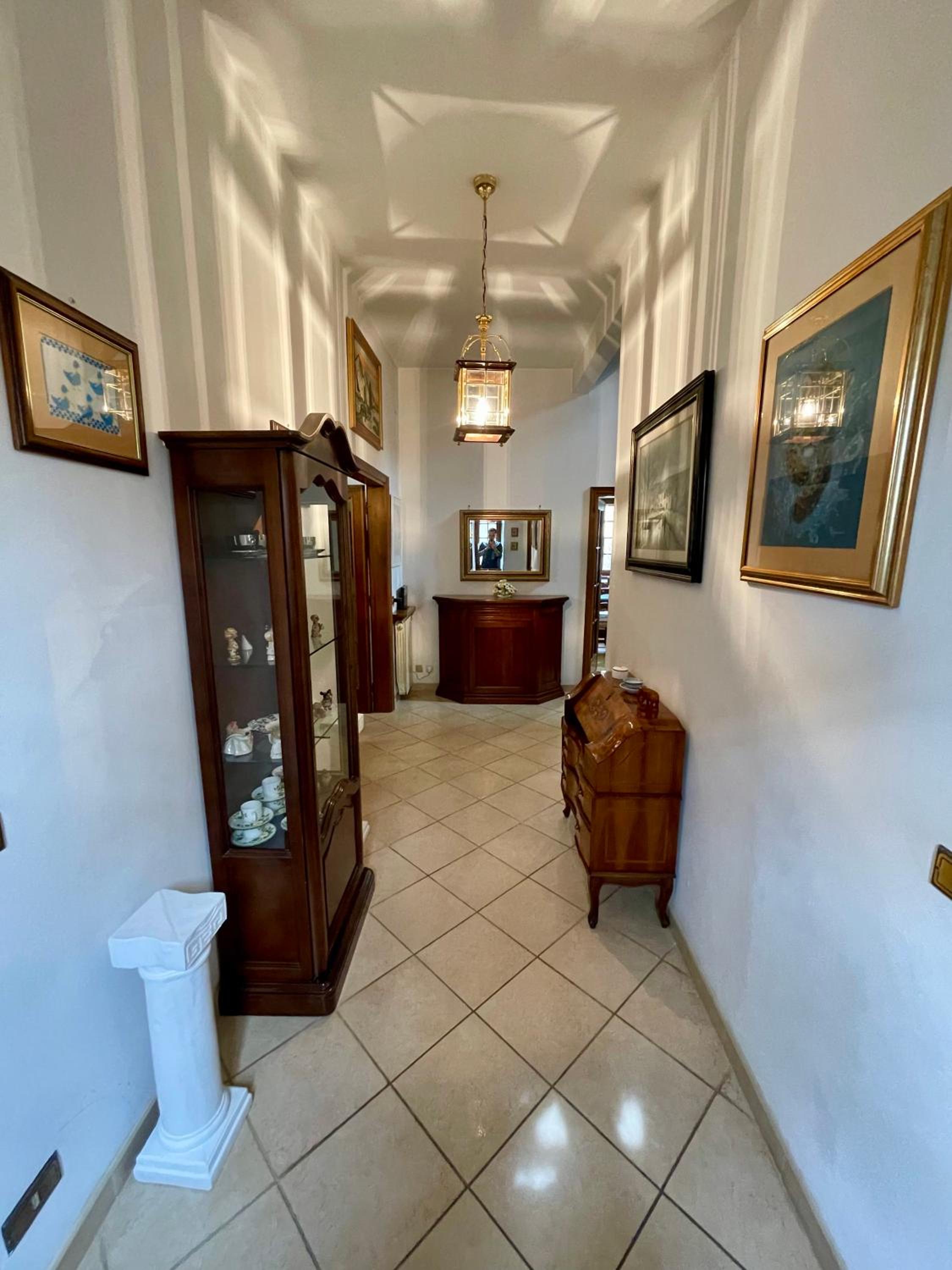 Four-Bedroom House photo 1