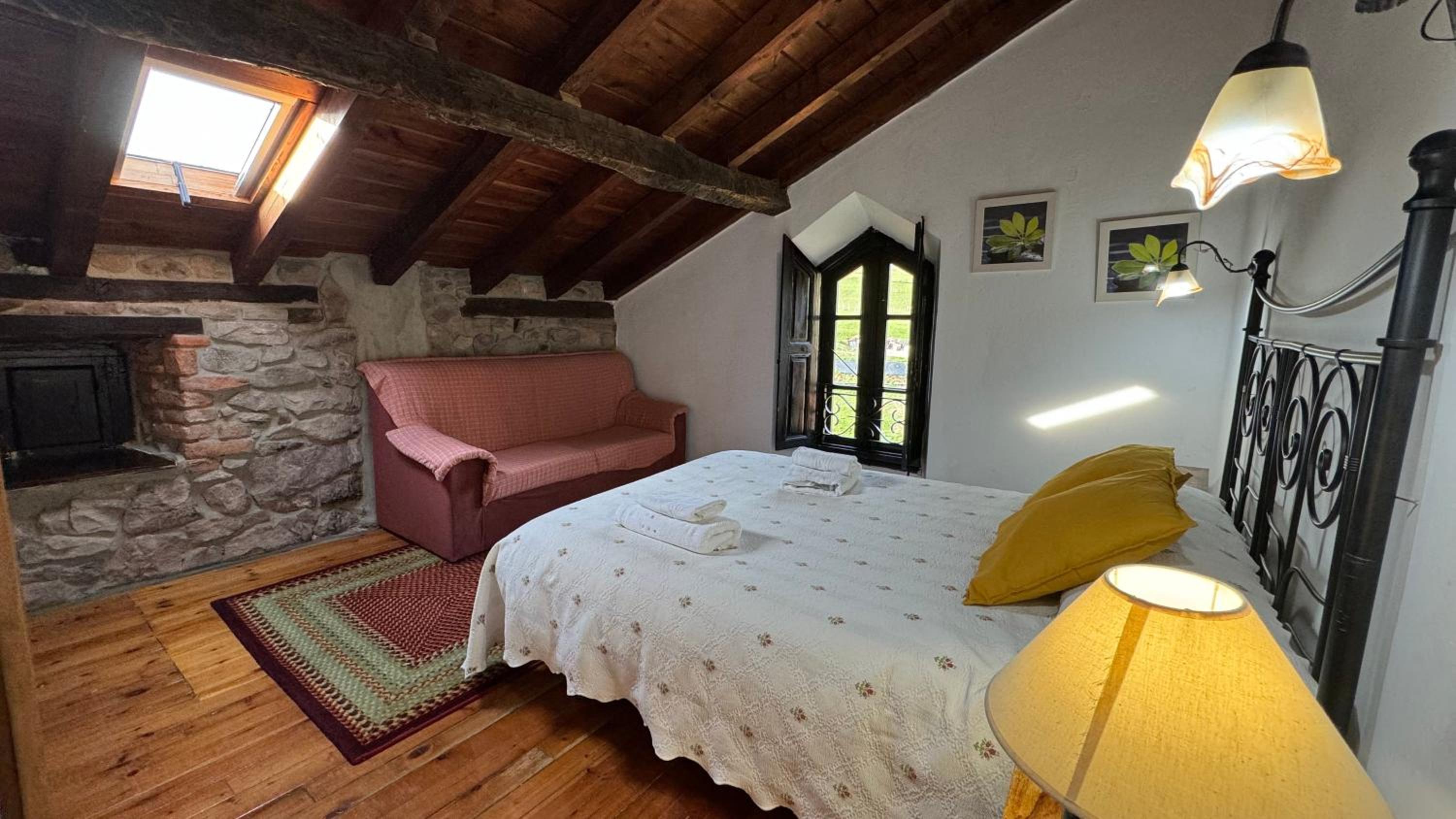 Double or Twin Room - Photo 30
