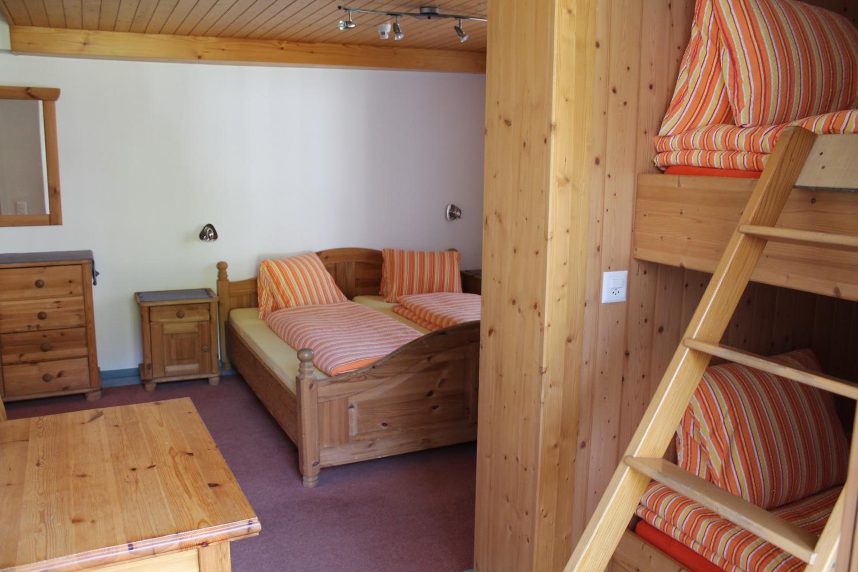Quadruple Room - Photo 1