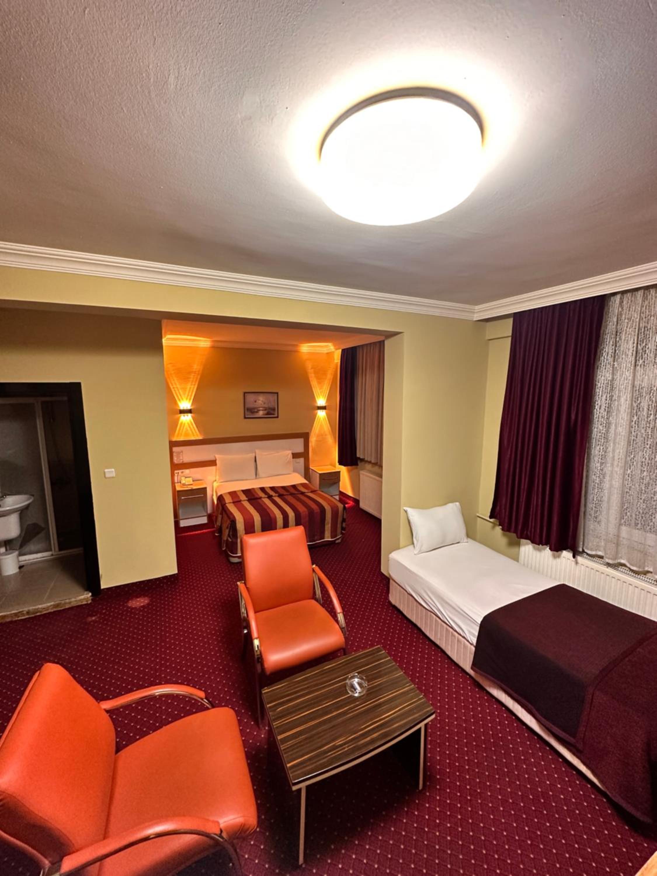 Standard Twin Room photo 3