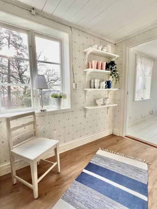 Three-Bedroom House photo 2