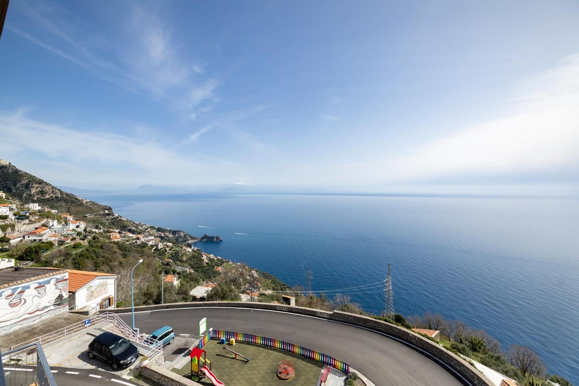 Double Room with Sea View - Photo 34