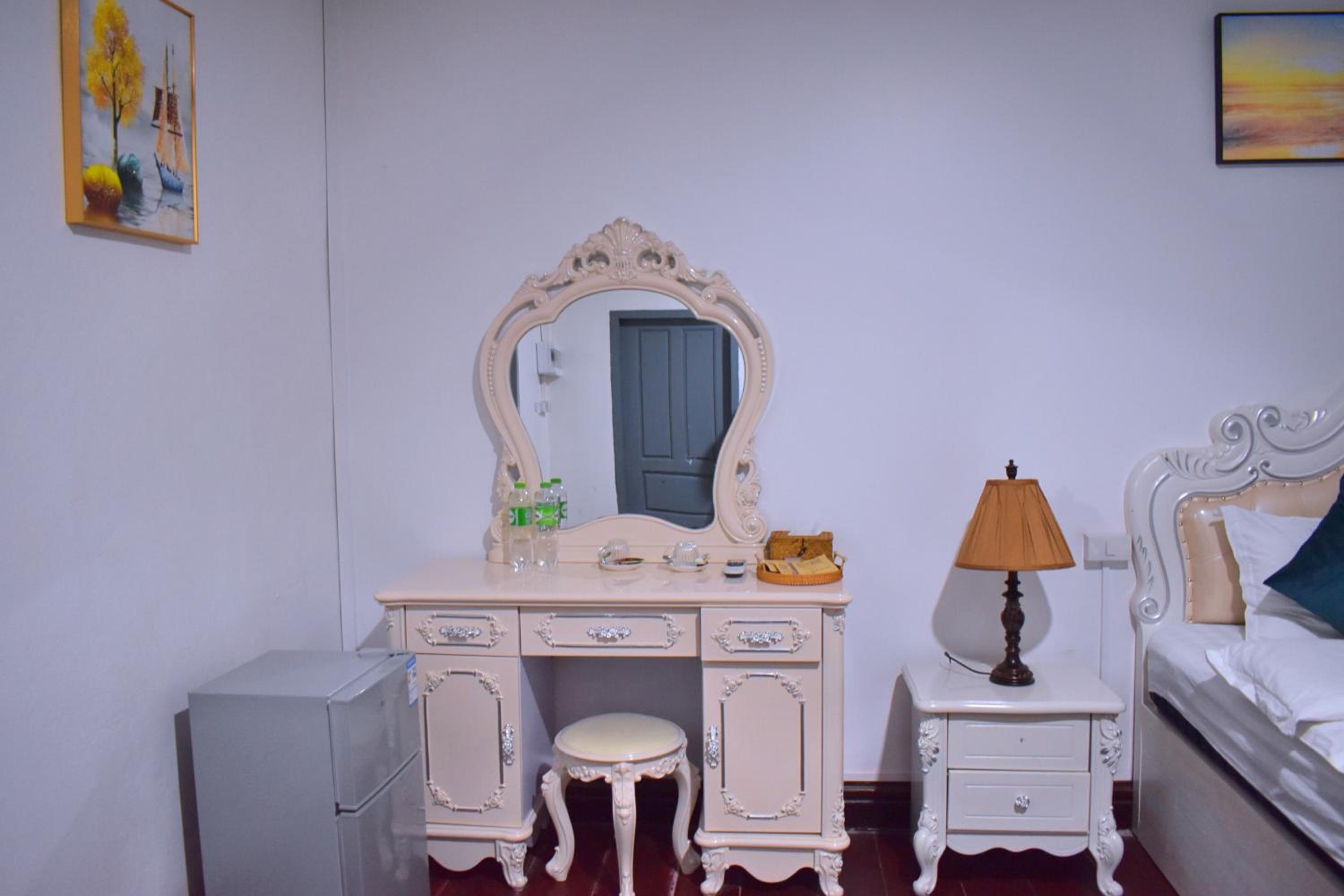 Deluxe Twin Room - Photo 2