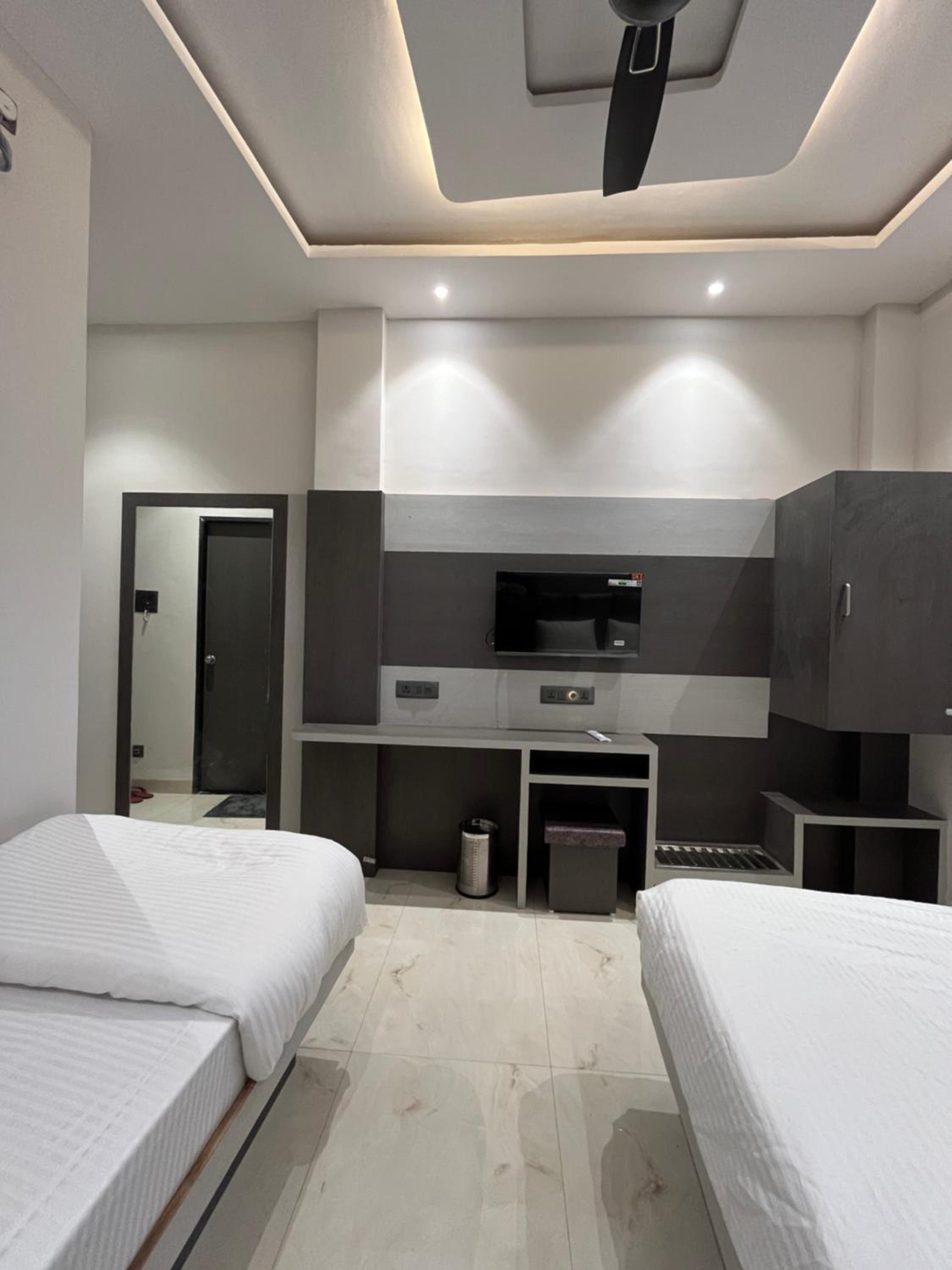 Deluxe Triple Room - Photo 4