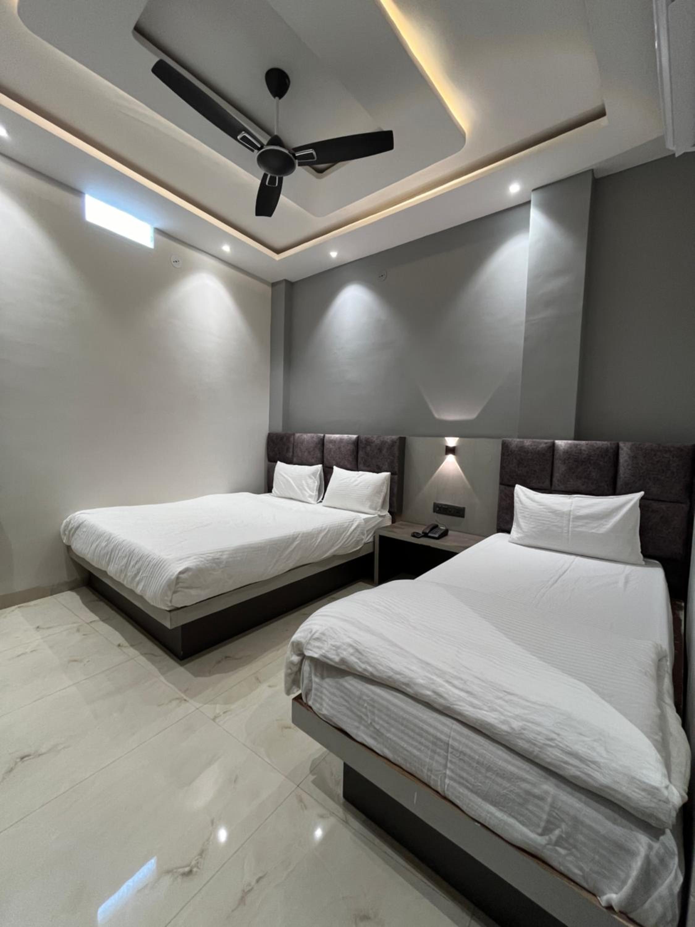 Deluxe Triple Room - Photo 1