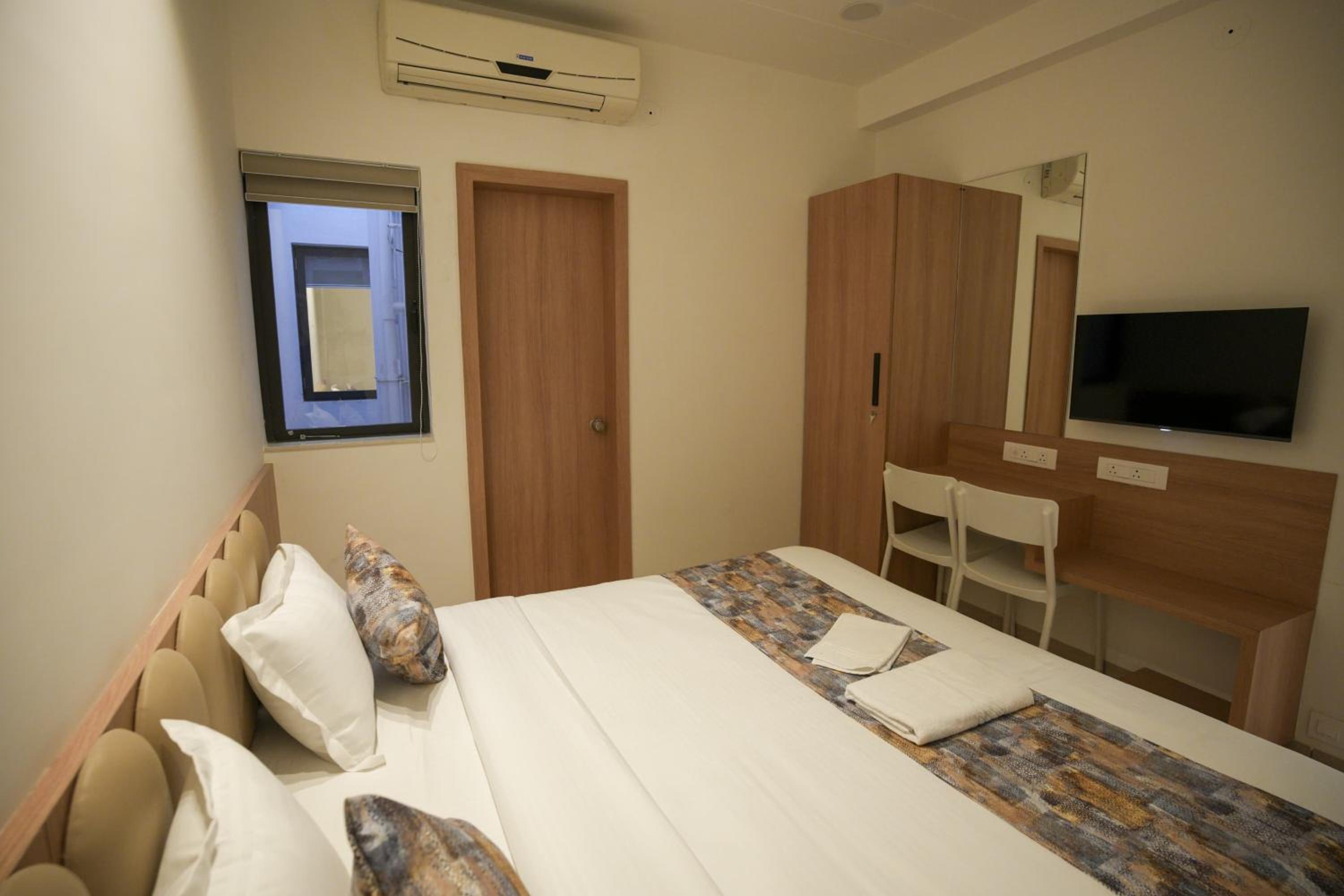 Double Room with Private Bathroom photo 3