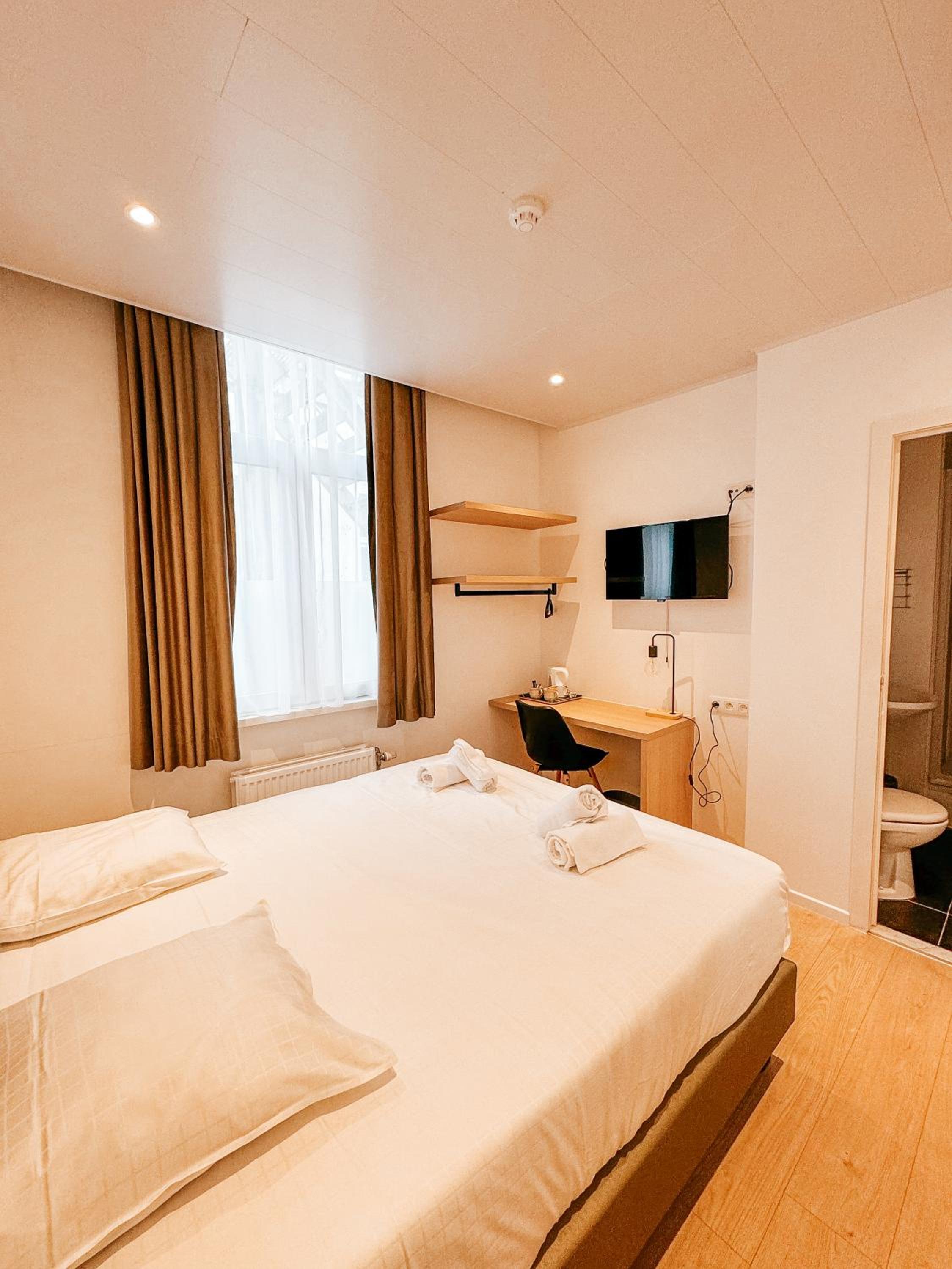 Budget Single Room