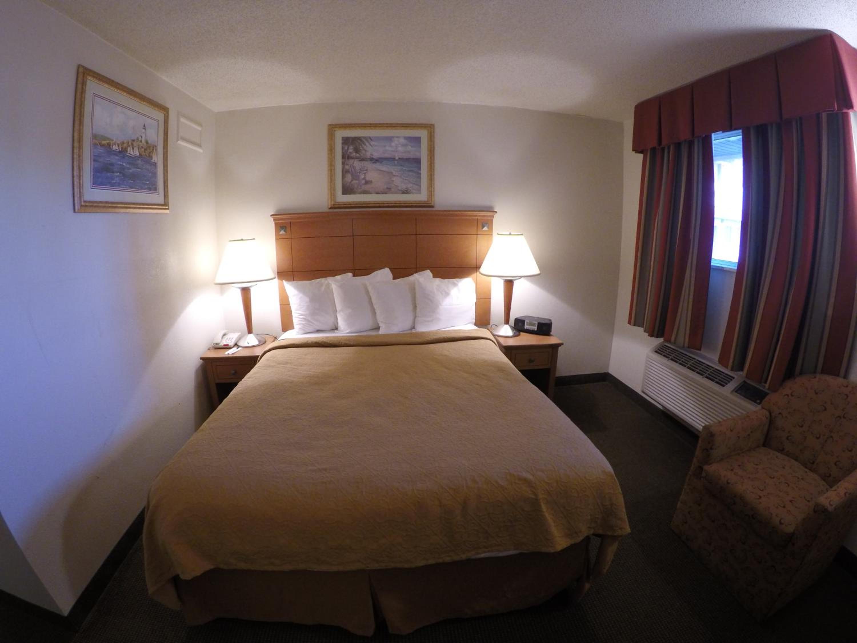 Queen Room - Photo 3