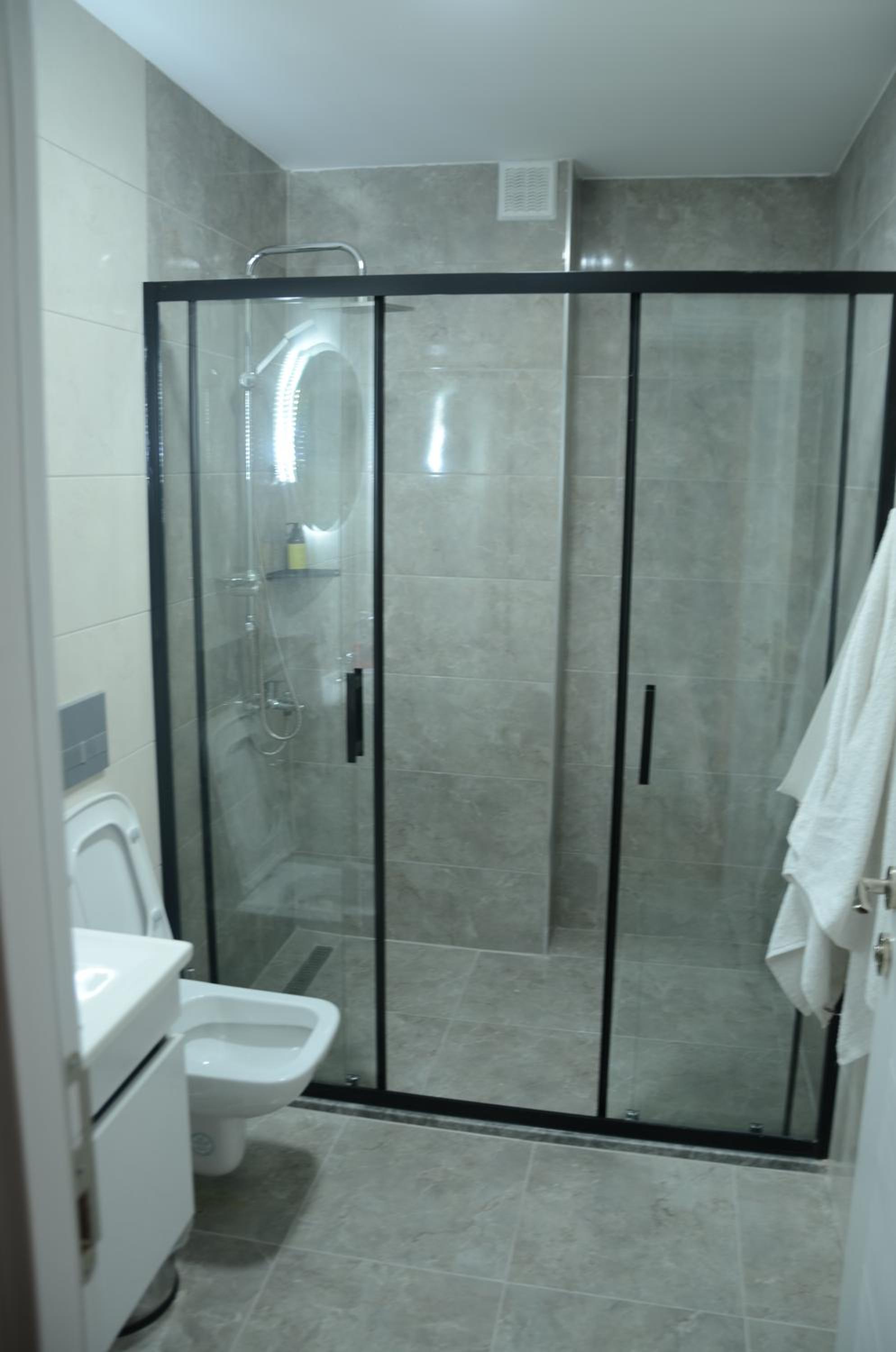 One-Bedroom Suite photo 2