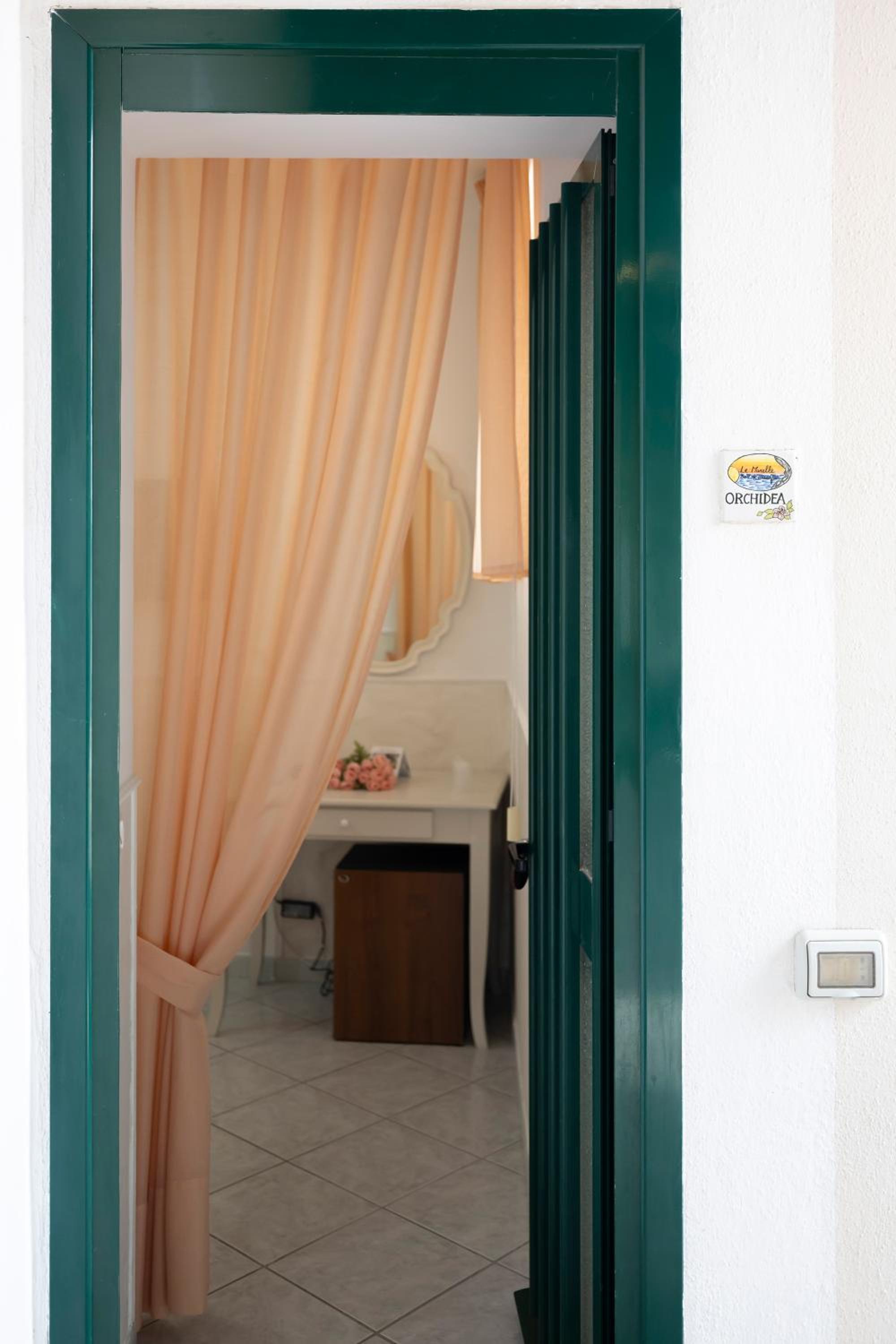 Double Room - Photo 36