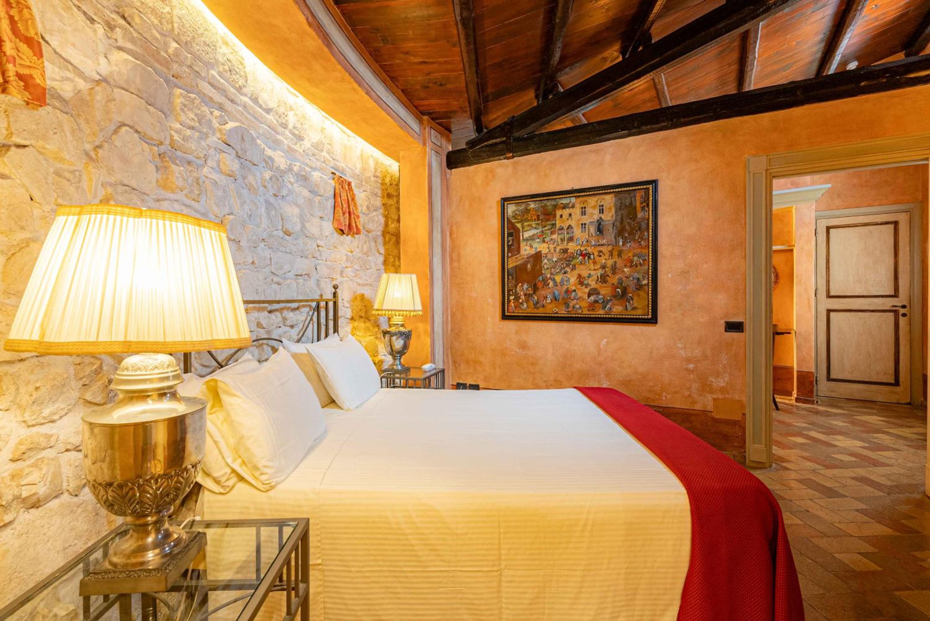 Junior Suite - Photo 1