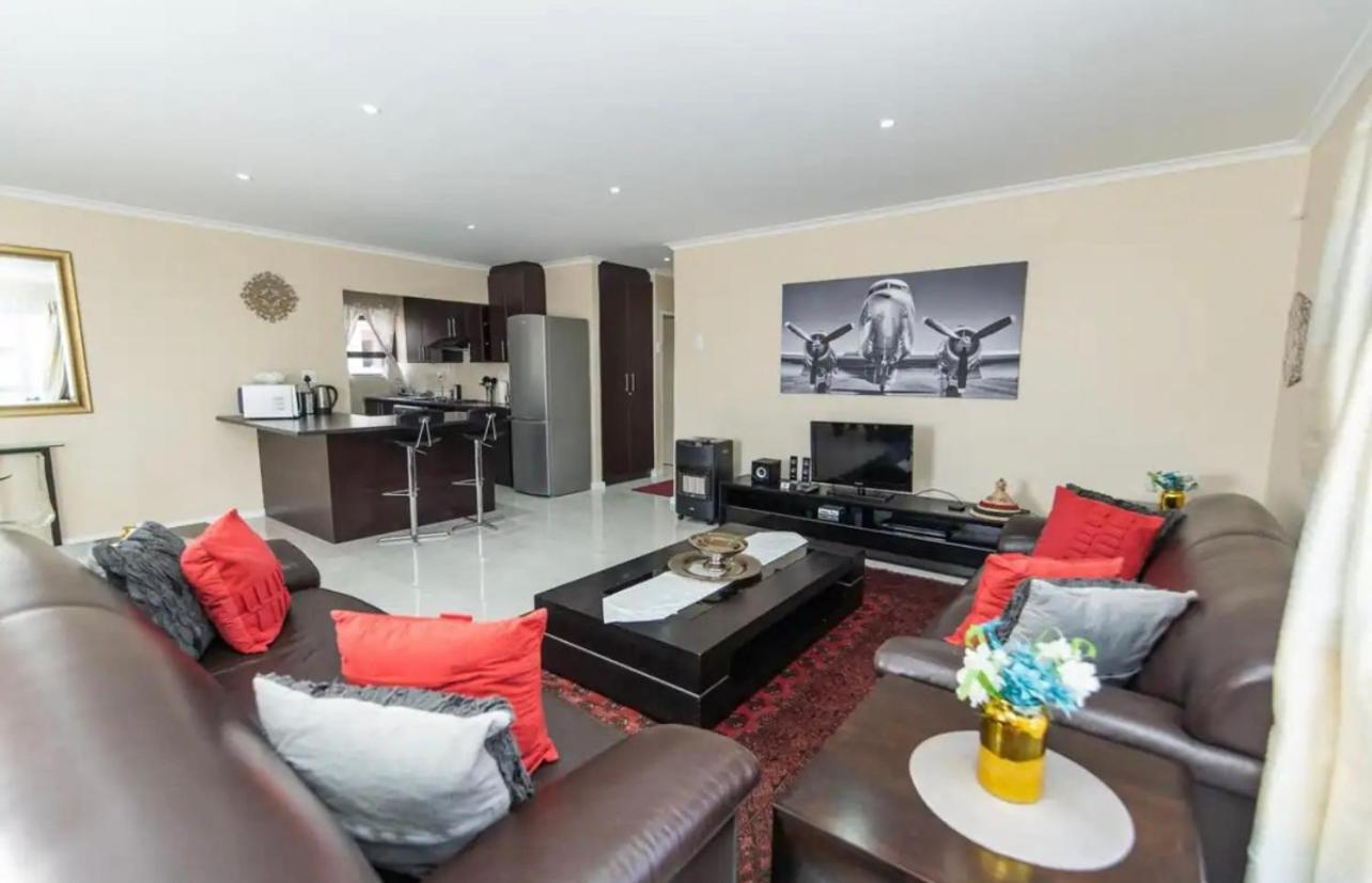 Three-Bedroom House photo 1