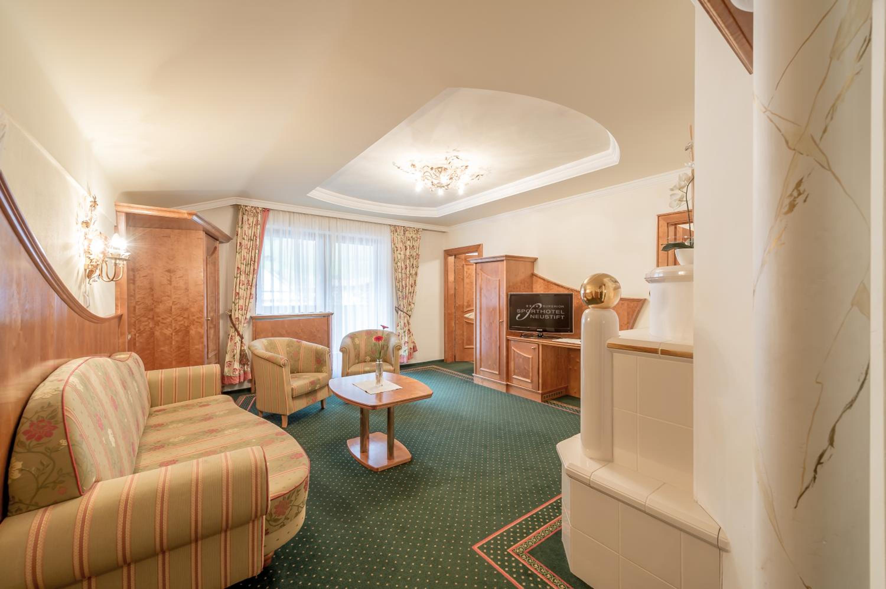 Two-Bedroom Suite - Photo 1