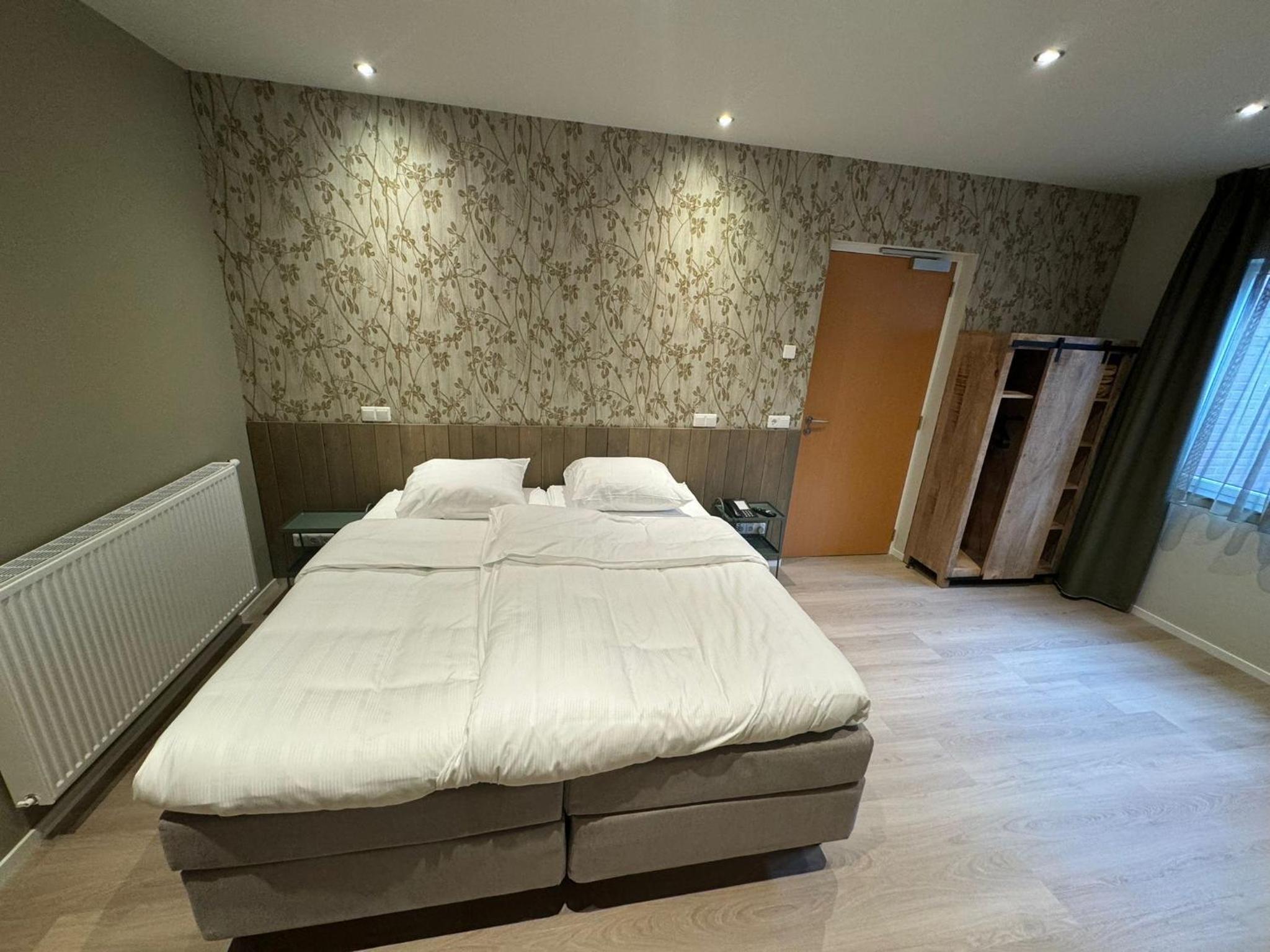 Standard Double Room photo 3