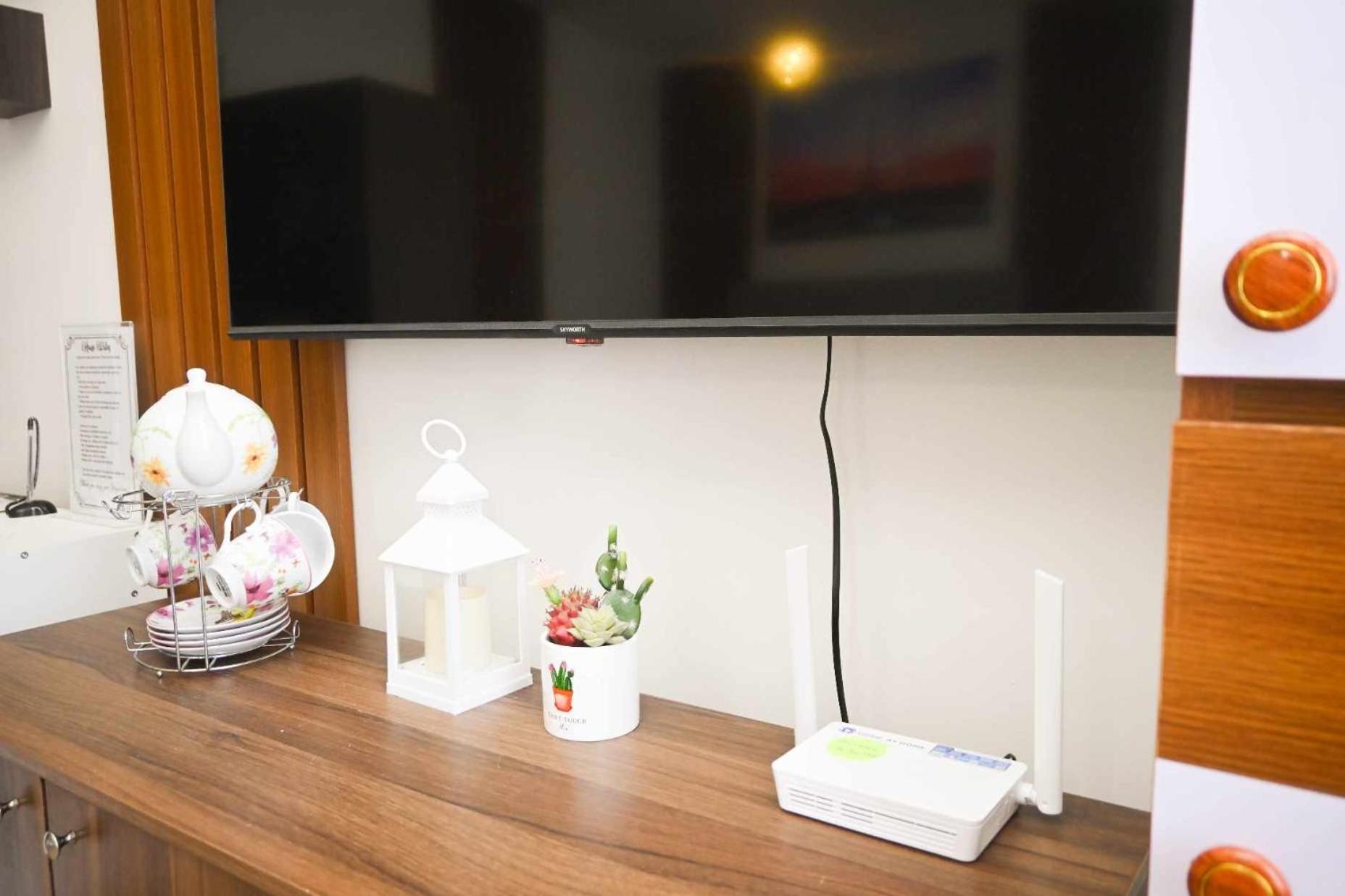 Suite - Photo 16