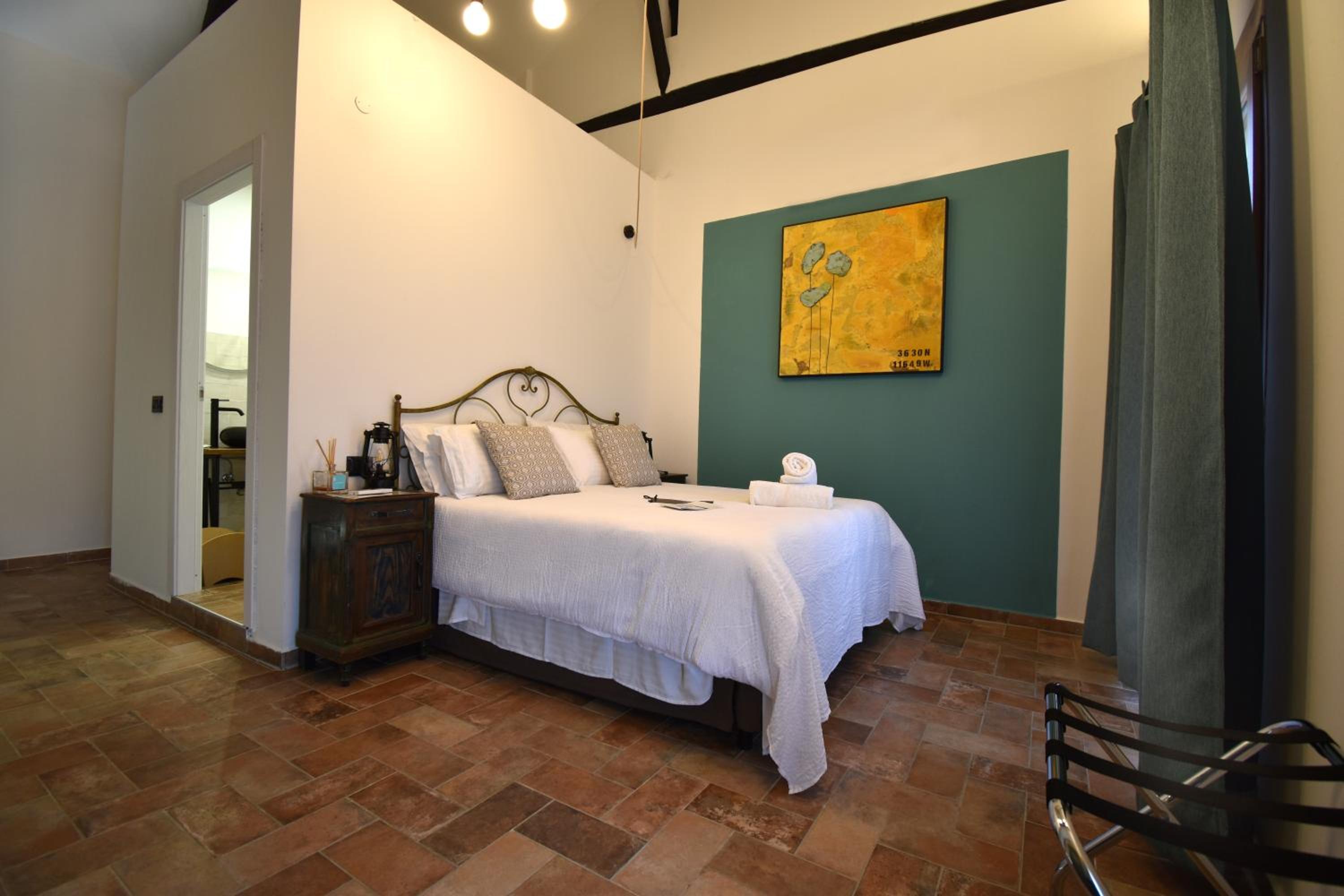 Deluxe Double Room - Photo 1