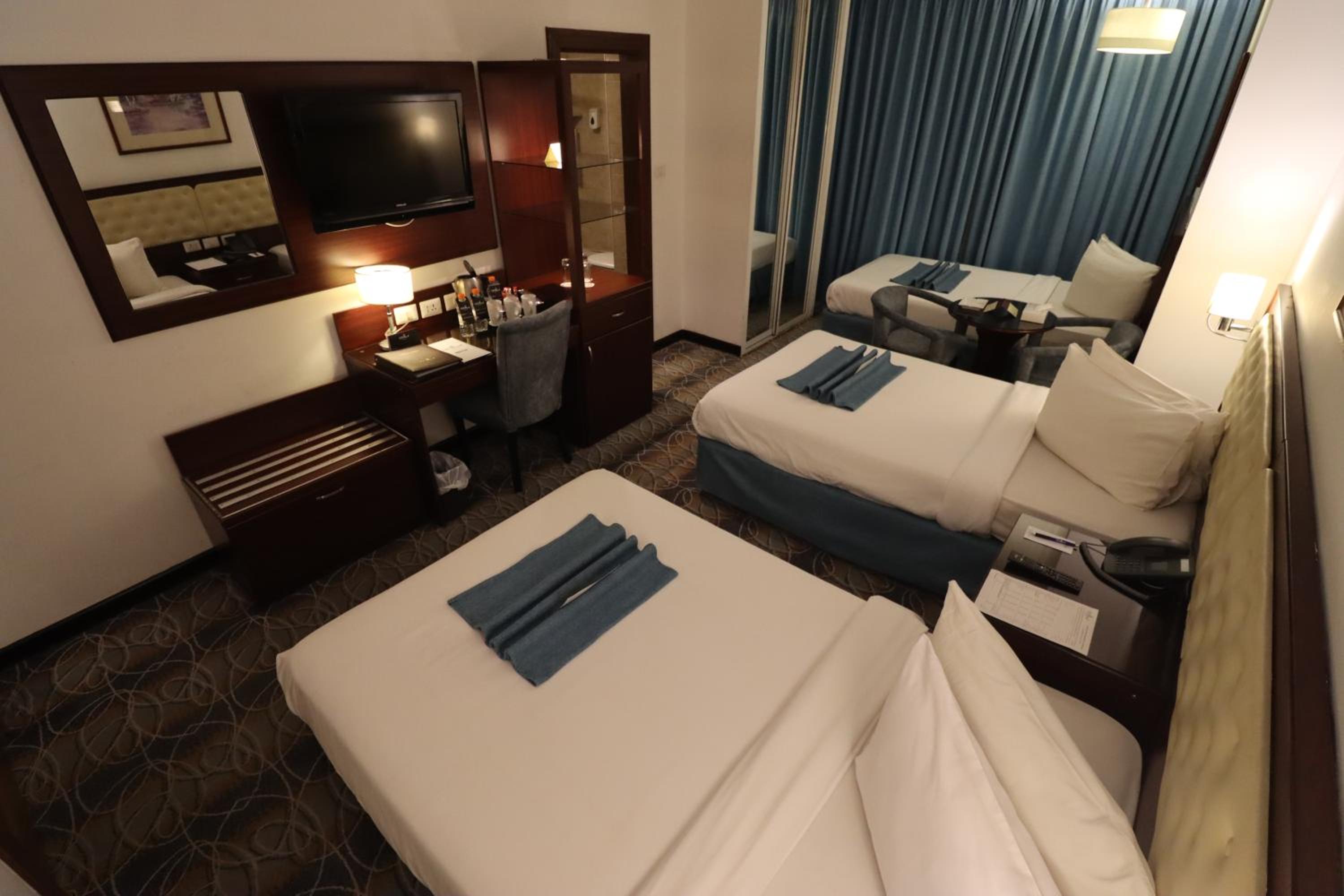 Triple Room - Photo 6