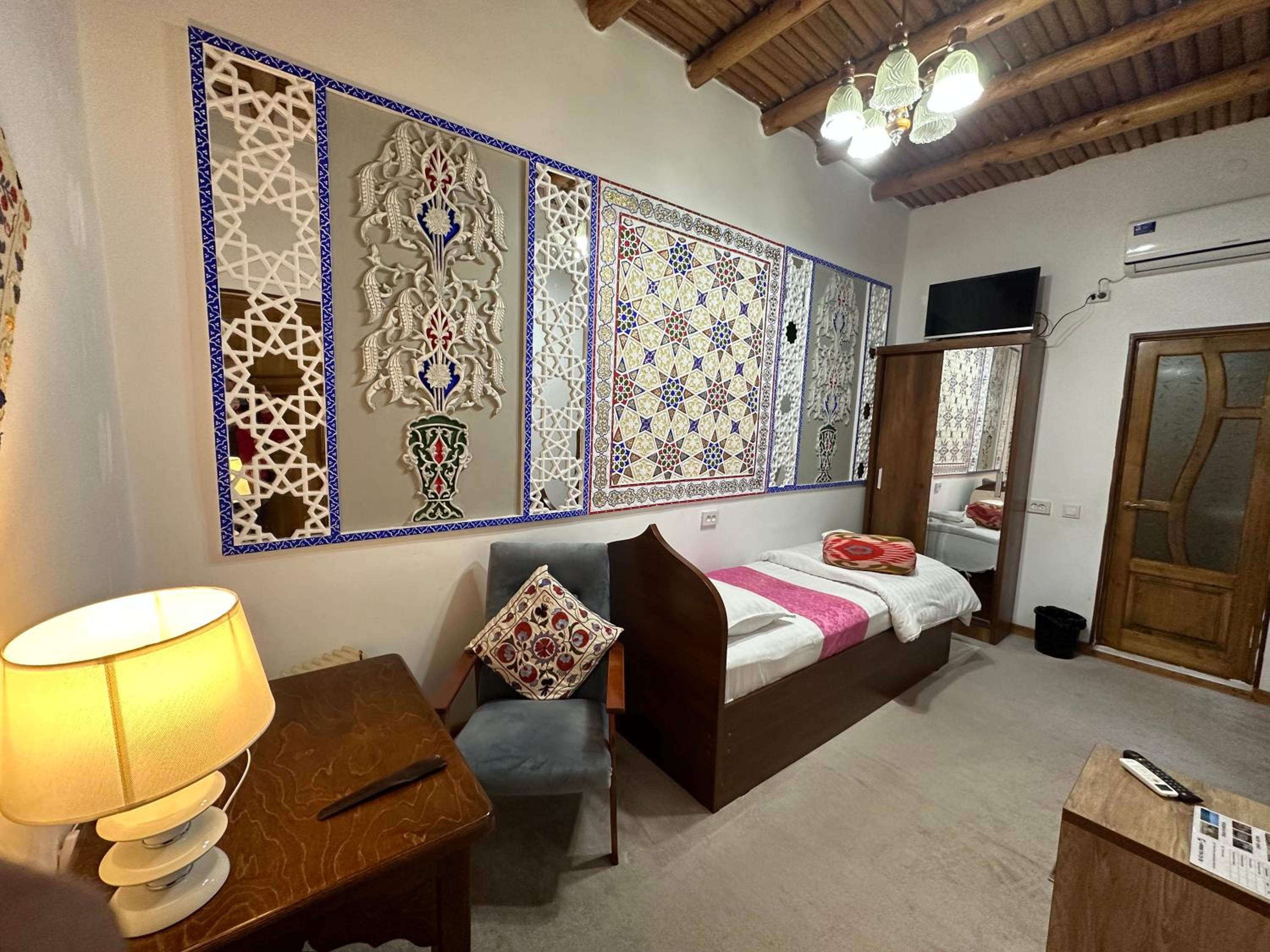 Single Room photo 3